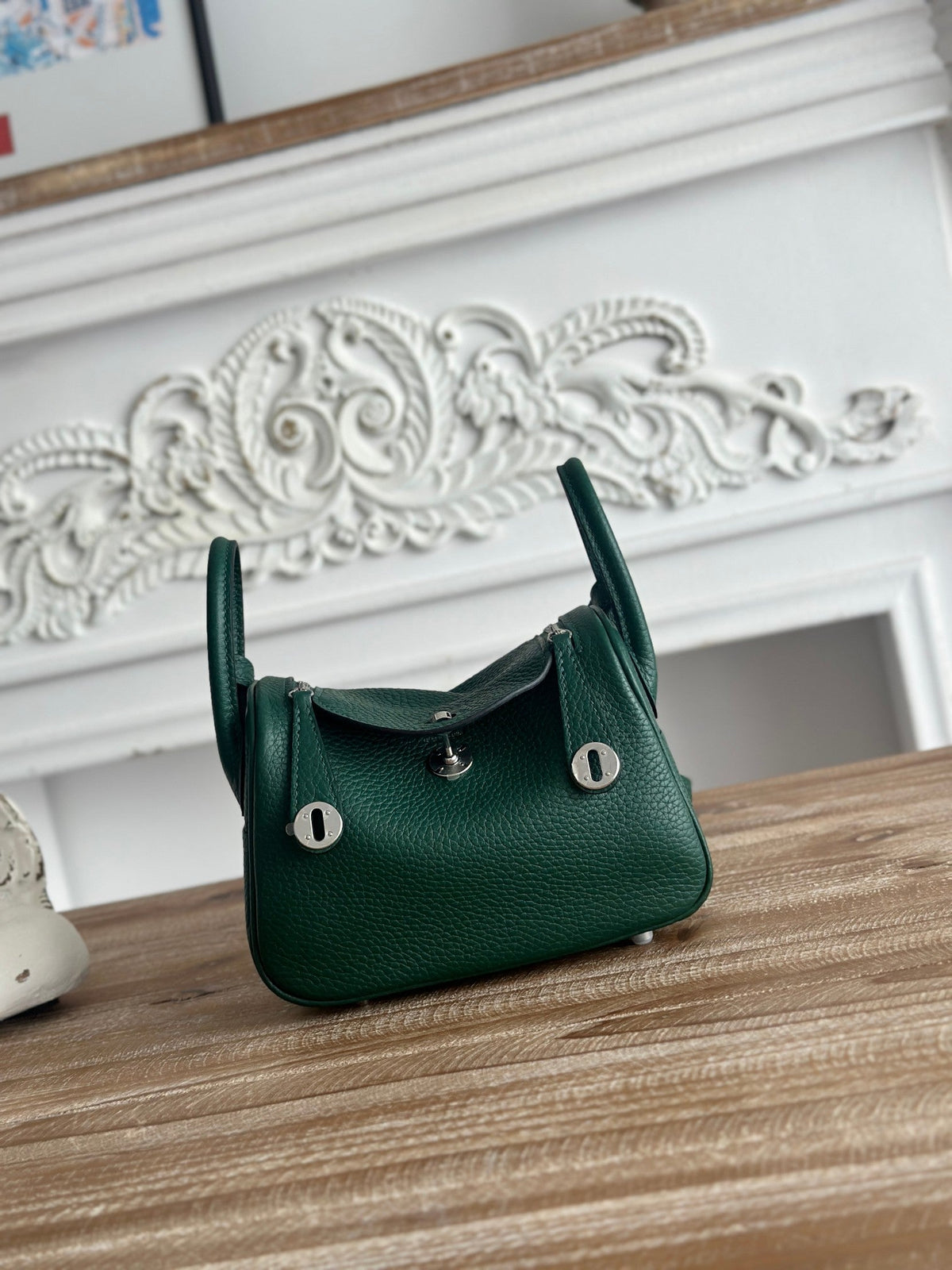 High-end Hermes 2026 Lindy Bag 19cm Togo Leather 2