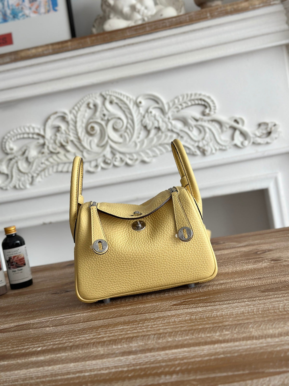 High-end Hermes 2026 Lindy Bag 19cm Togo Leather 2