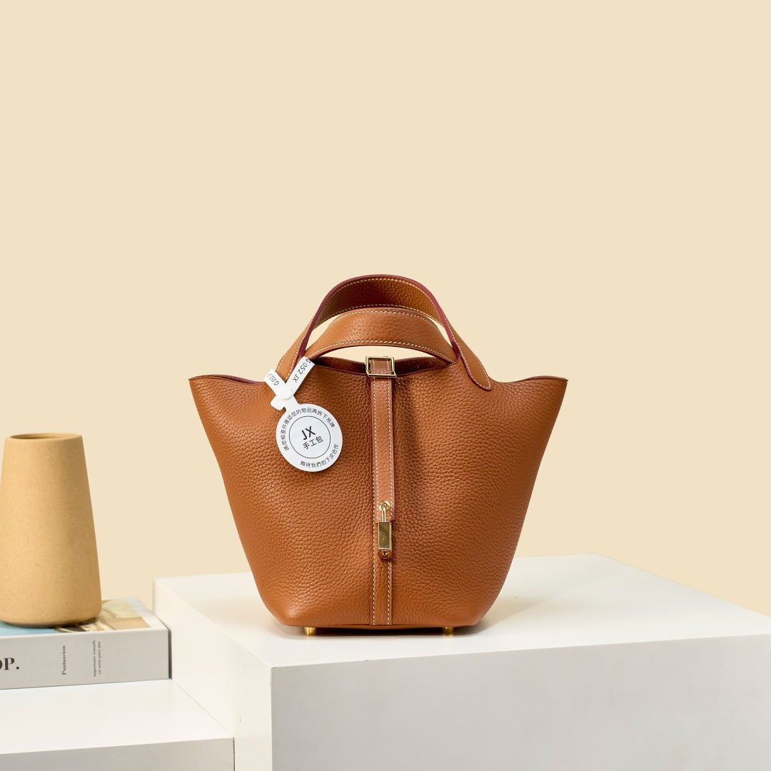 High-end Hermes 2026 Picotin Bag 18cm Taurillon Clemence Leather 1