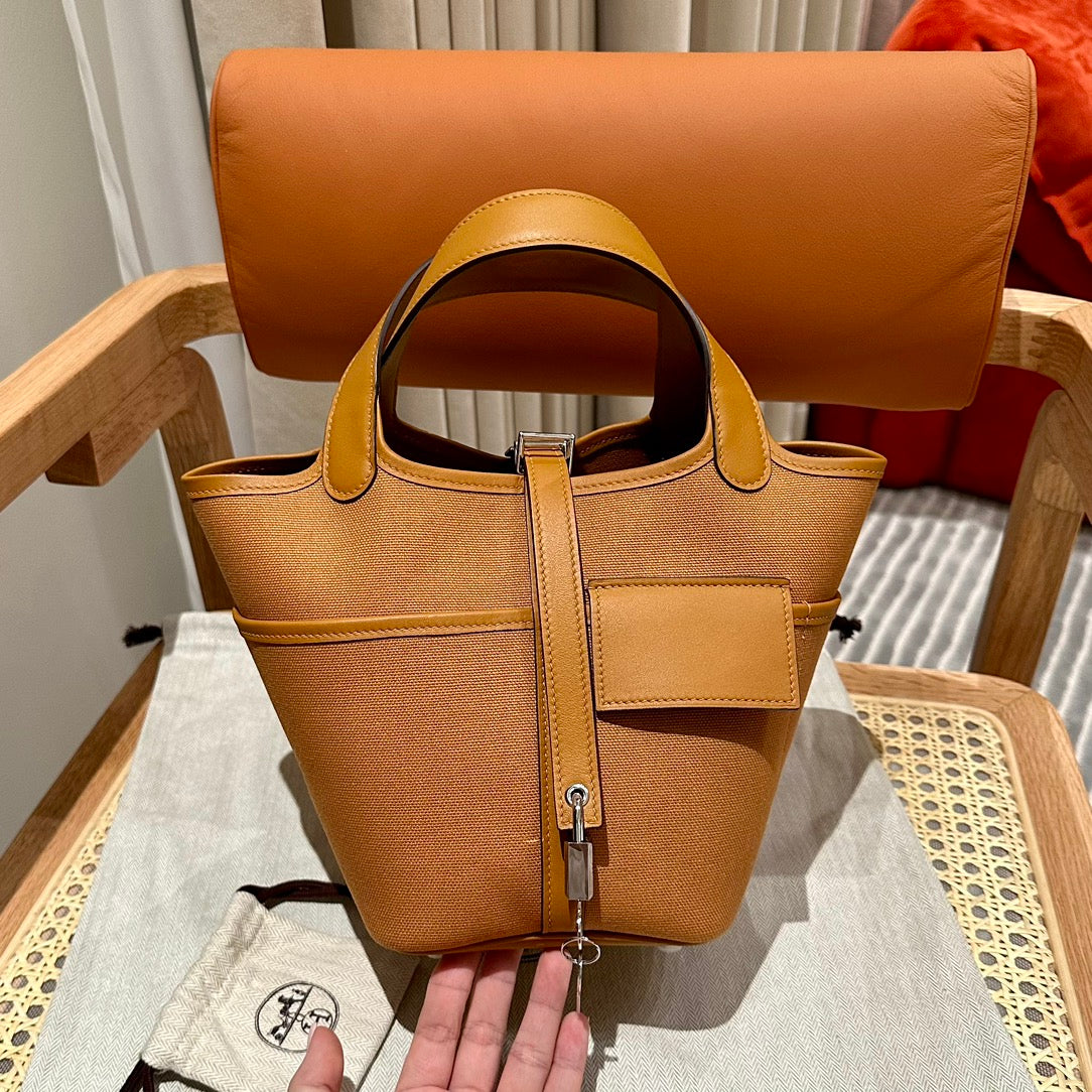 High-end Hermes 2026 Picotin Lock 18 Pocket Bag Canvas/Swift Calfskin 1
