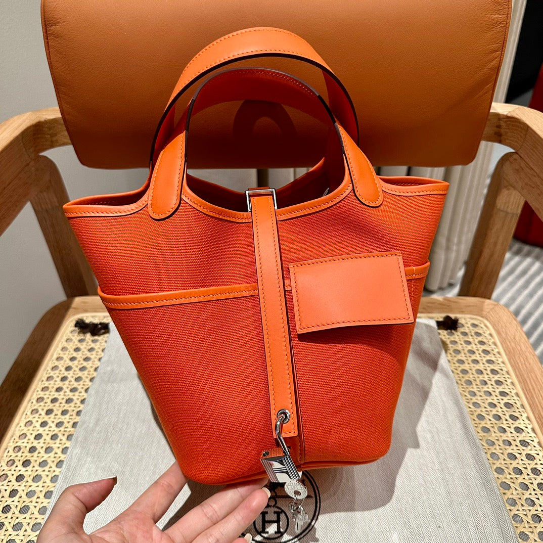 High-end Hermes 2026 Picotin Lock 18 Pocket Bag Canvas/Swift Calfskin 1