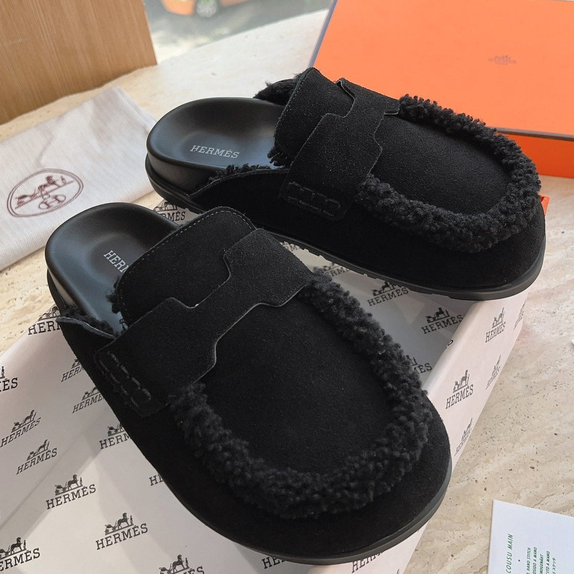 HM Go Mule Suede Goatskin 862750