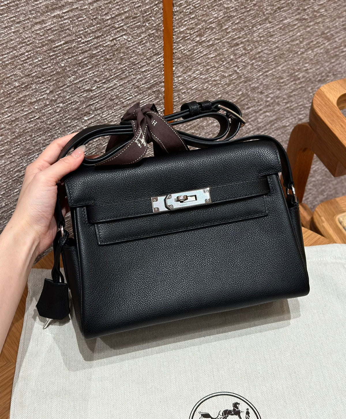 High-end Hermes 2026 Kelly Messenger 25cm Bag Evercolor Leather