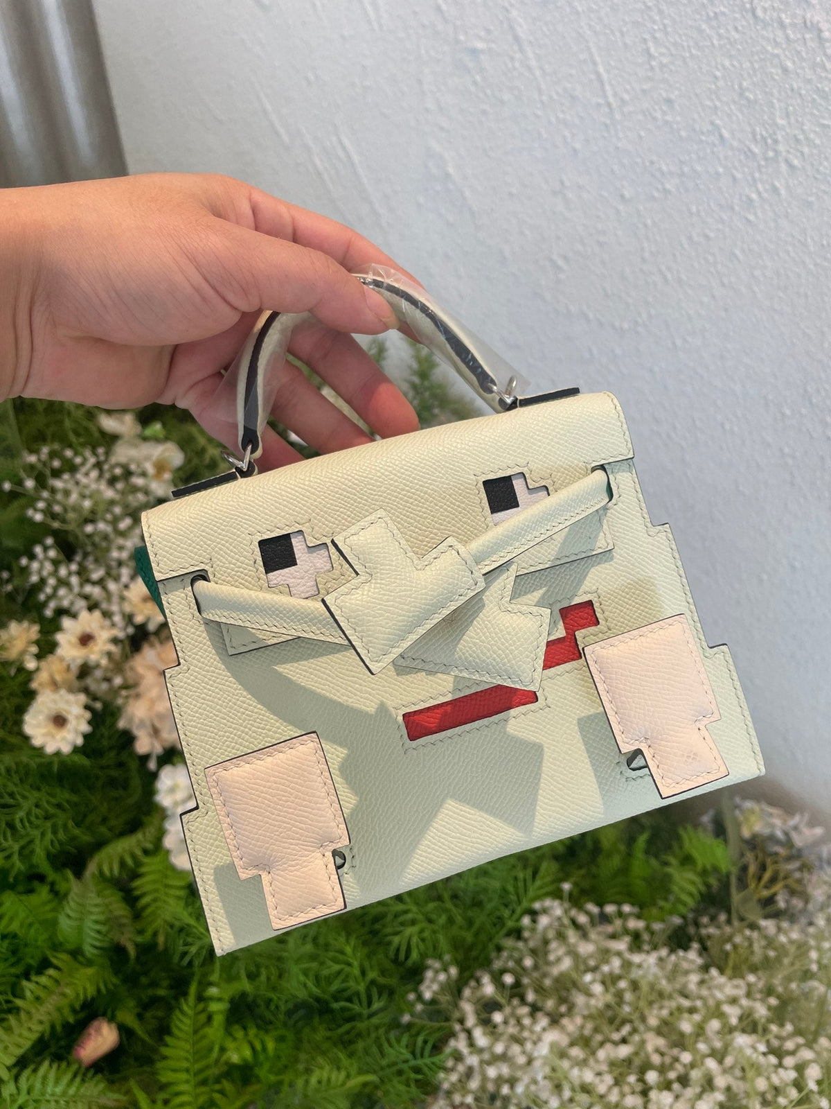 High-end Hermes 2026 Kelly Doll Picto Bag 18cm Cowhide
