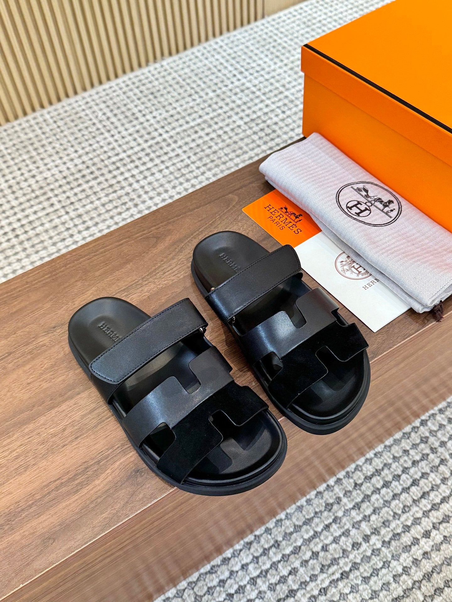 Hermes 2026 Chypre Sandal Suede Calfskin 982185