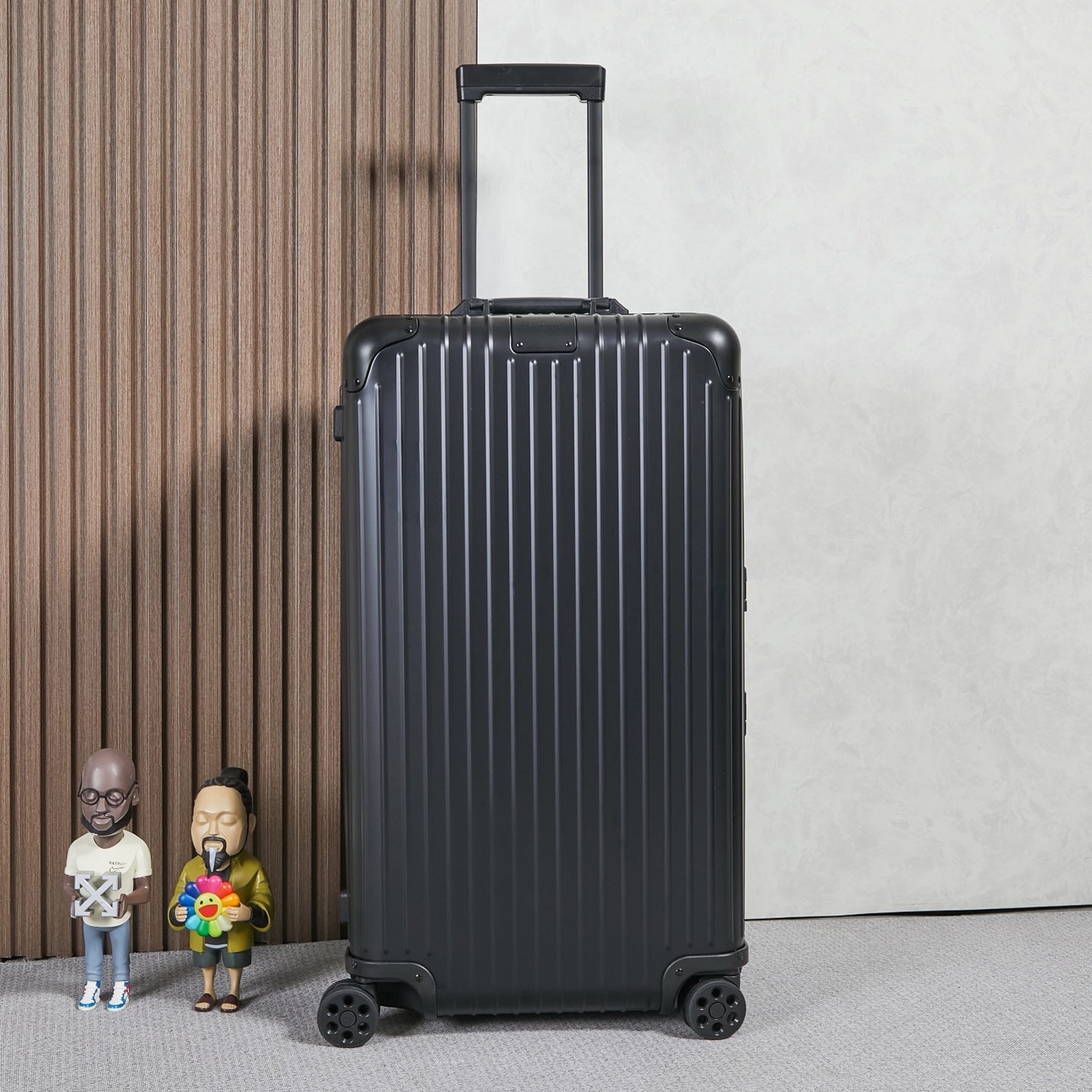 Rimowa 2025 Suitcase 33inch Aluminum 273920