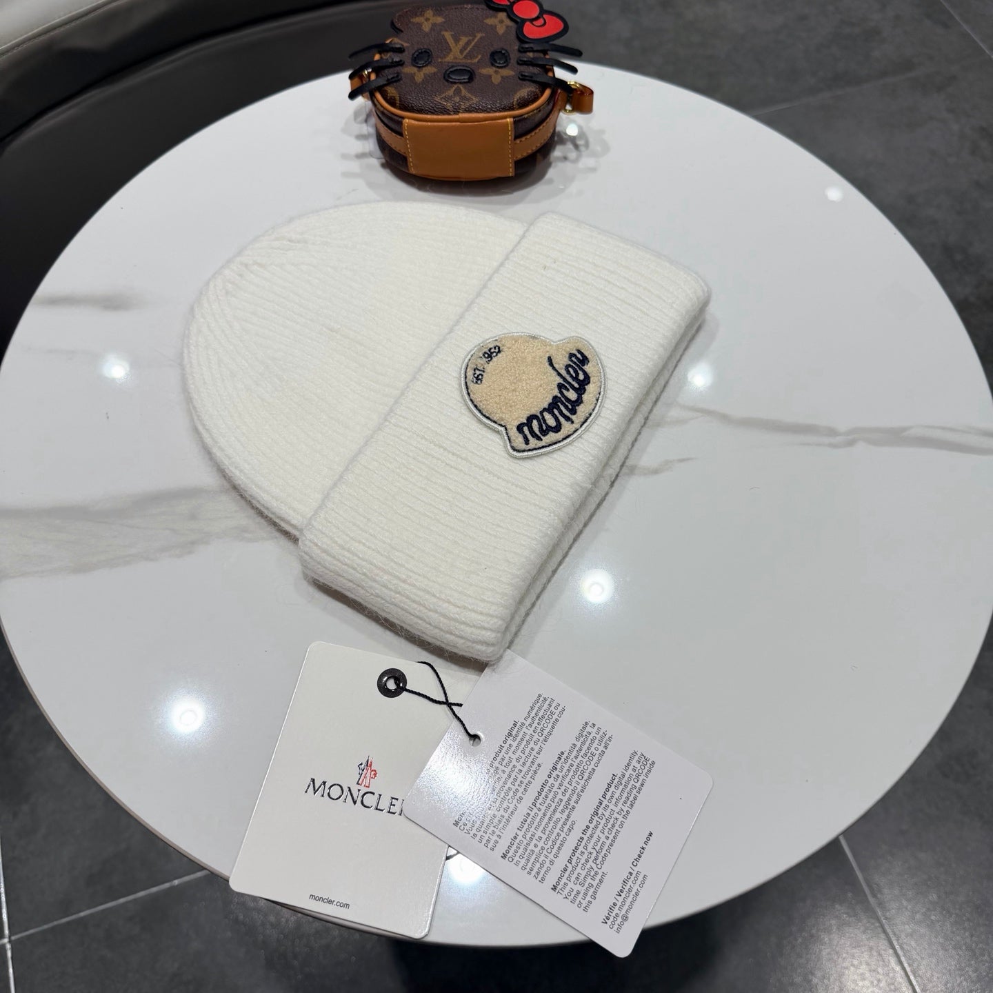 Moncler Logo-patch Beanie 435073