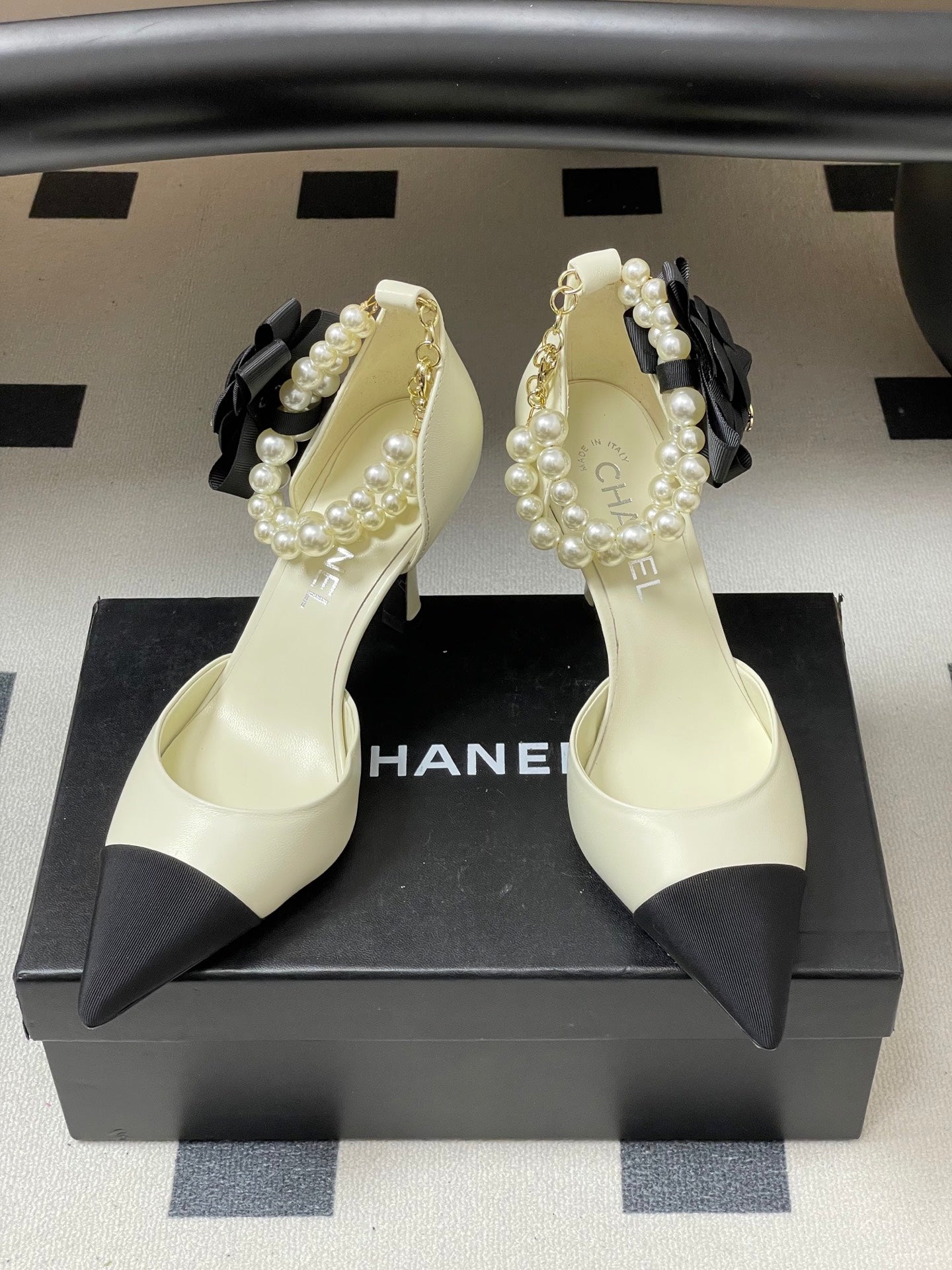 CC 26 Heeled 70mm Slingback With Pearl Ankle Strap Lambskin Fabric