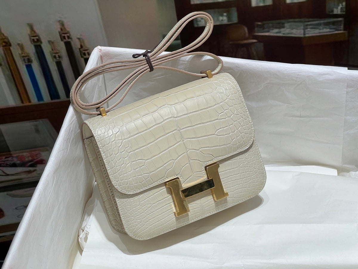 High-end Hermes 2026 Constance Bag 19cm Crocodile Leather