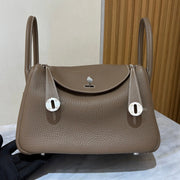 High-end Hermes 2026 Lindy 26cm Taurillon Clemence Leather