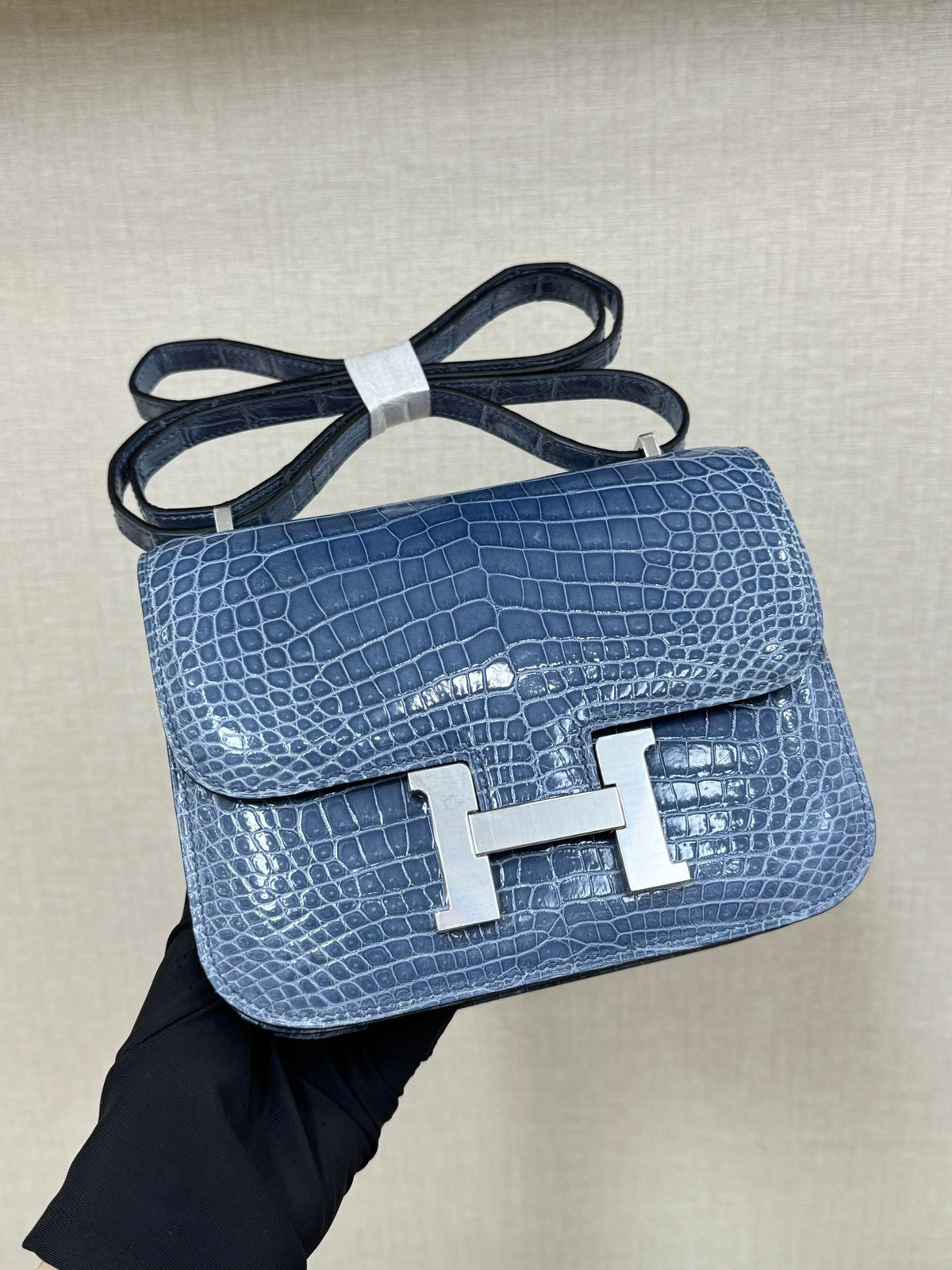 High-end Hermes 2026 Constance Bag 19cm Glossy Crocodile Leather