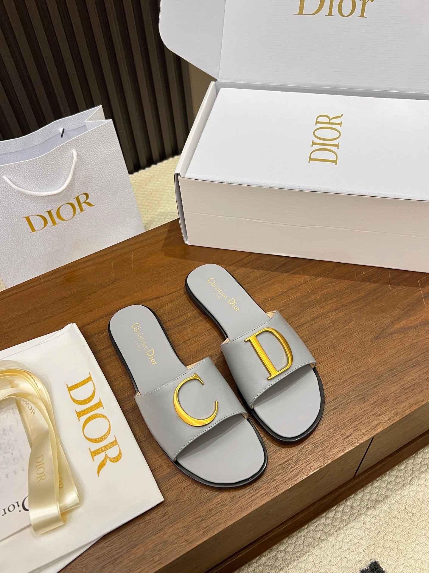 Dior 2026 Slipper Leather 904812