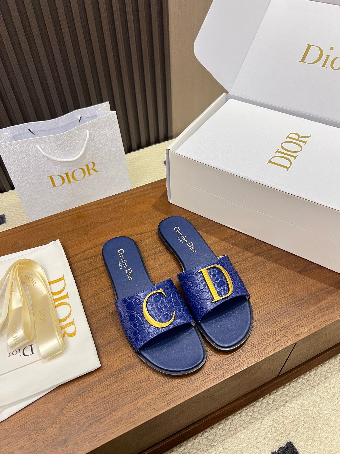 Dior 2026 Slipper Leather 904812