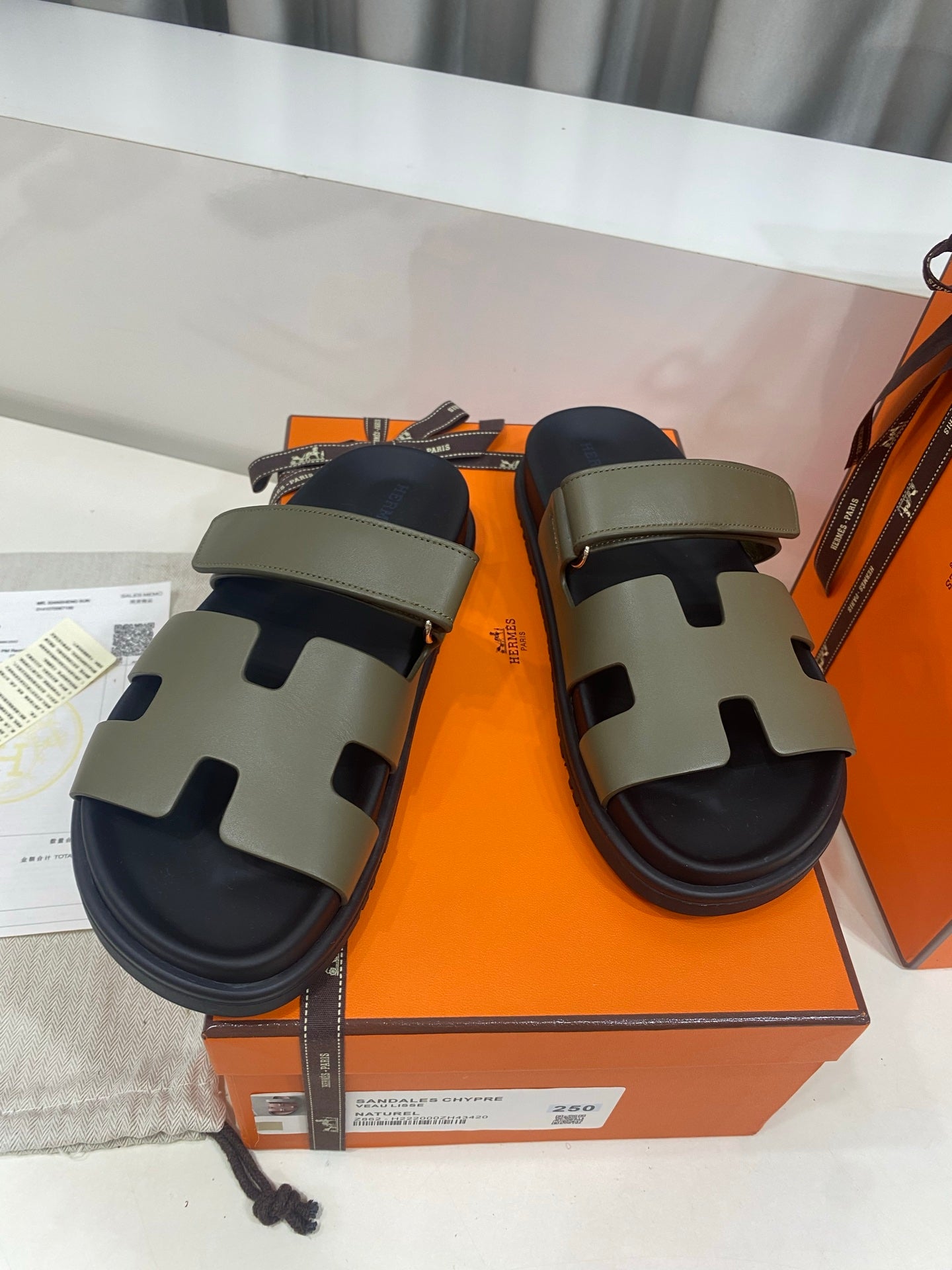 Hermes 2026 Chypre Sandal Calfskin 957561