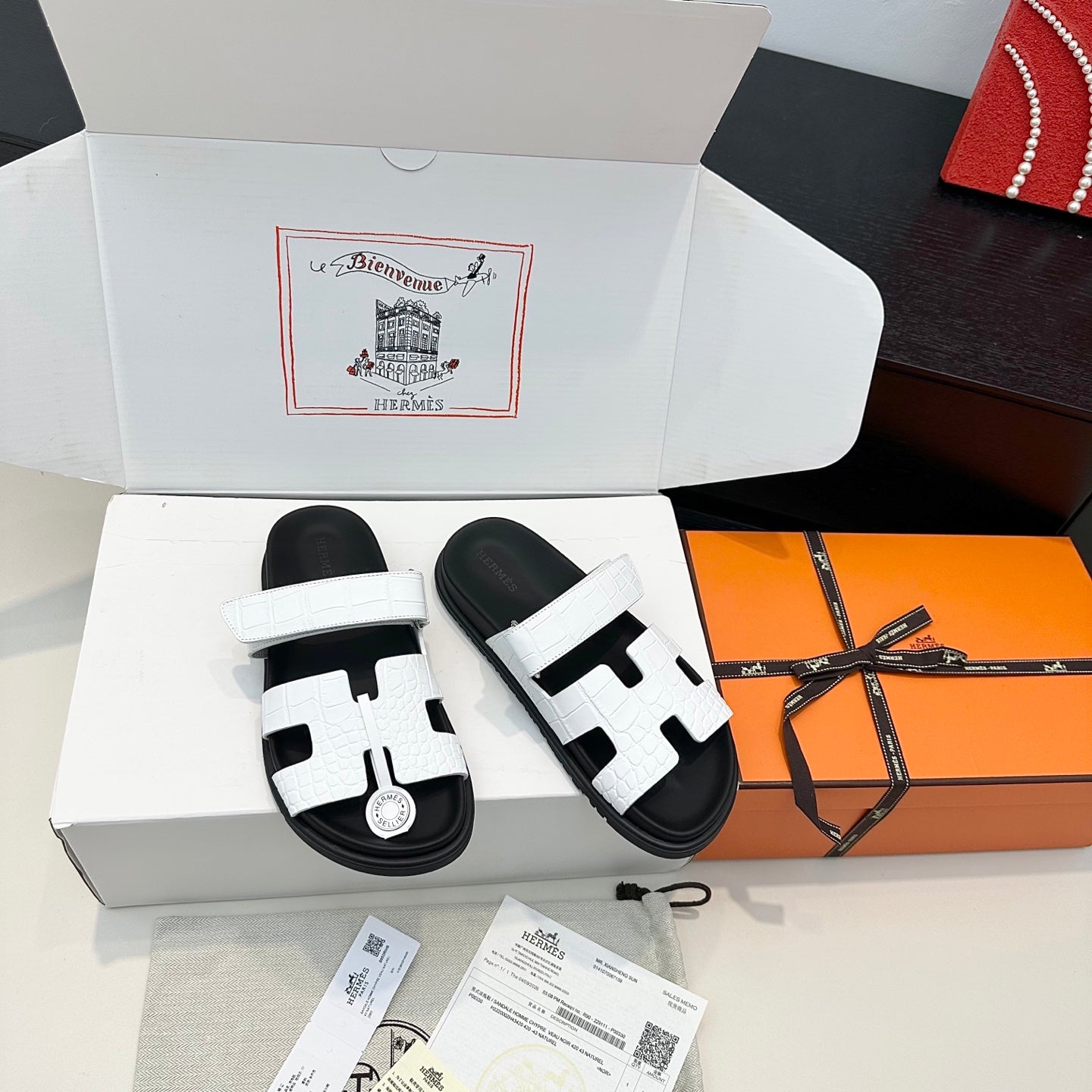 Hermes 2026 Chypre Sandal Crocodile-patterned Cowhide 969065