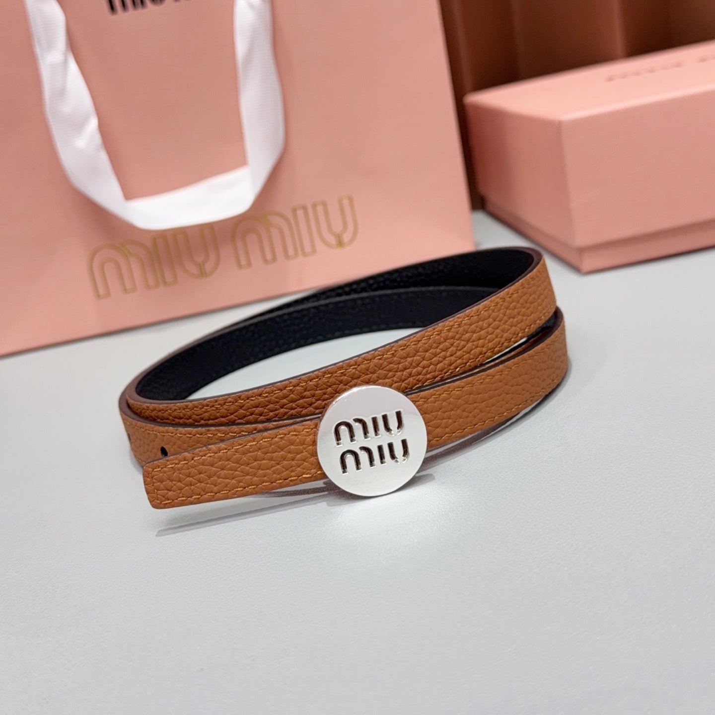 Miumiu 2026 Round Logo Buckle Belt 15mm Cowhide 215692