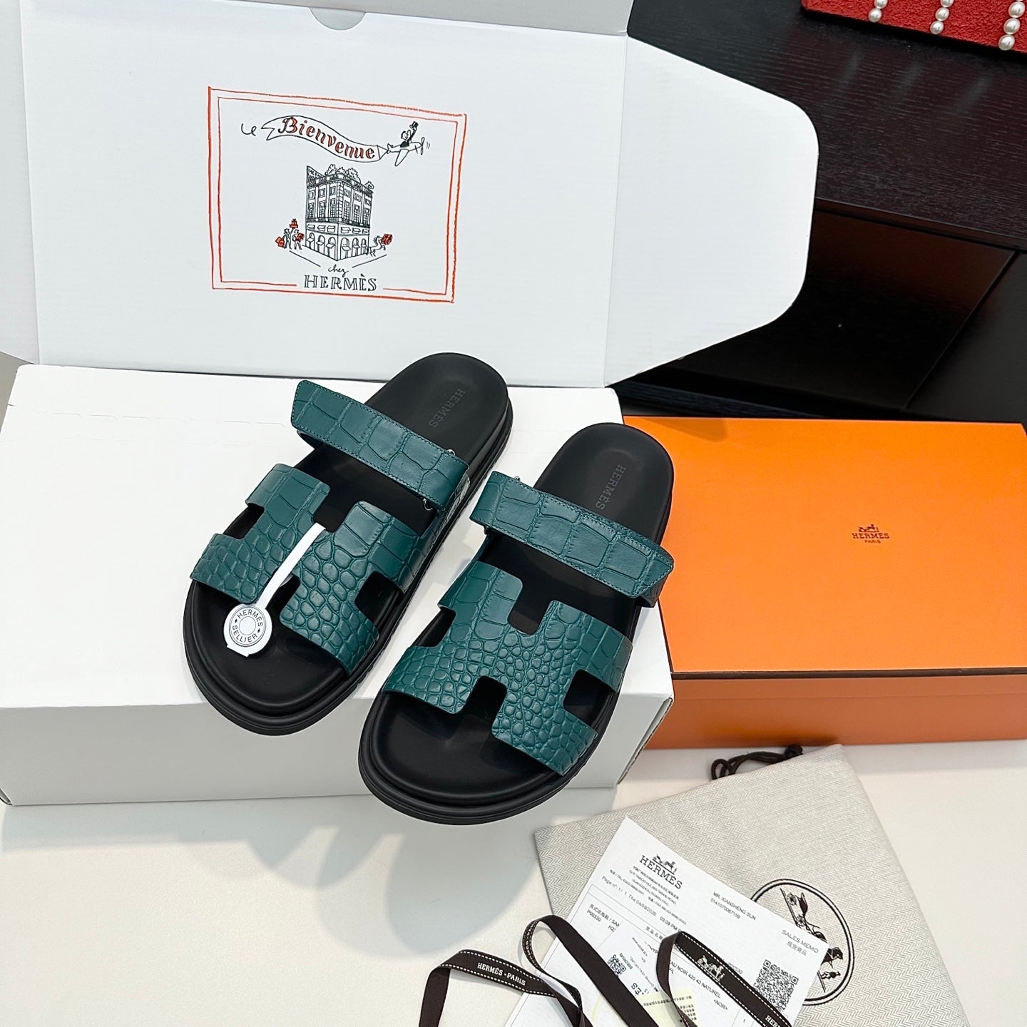 Hermes 2026 Chypre Sandal Crocodile-patterned Cowhide 969065
