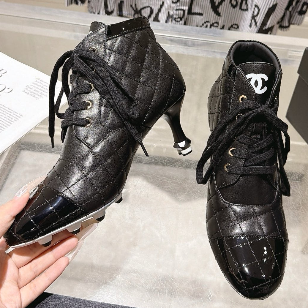 Chanel 2026 Quilted Ankle Boots 70mm Leather 124283