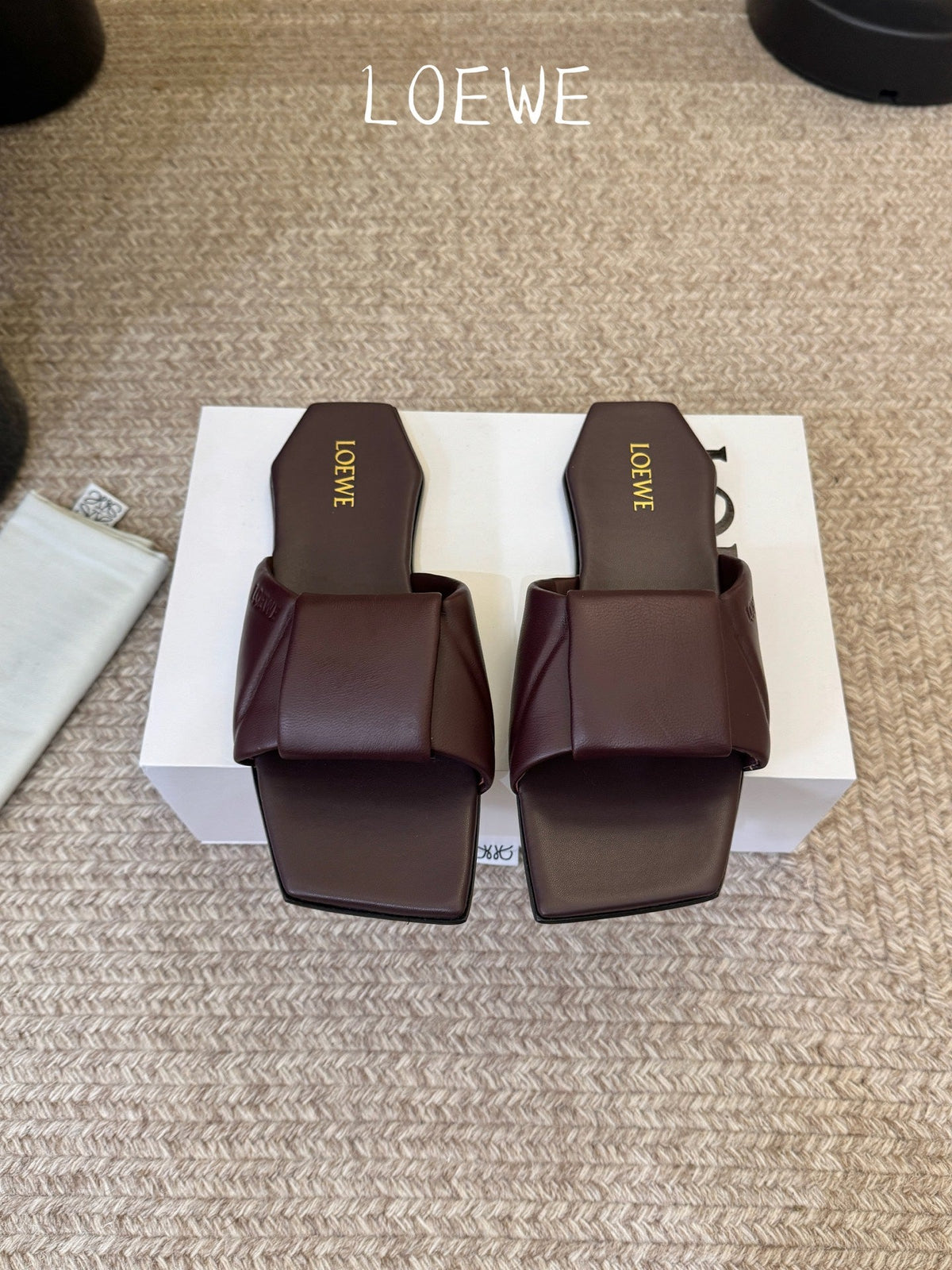 Loewe 2026 Origami Padded Square-Toe Sandals Leather 166744