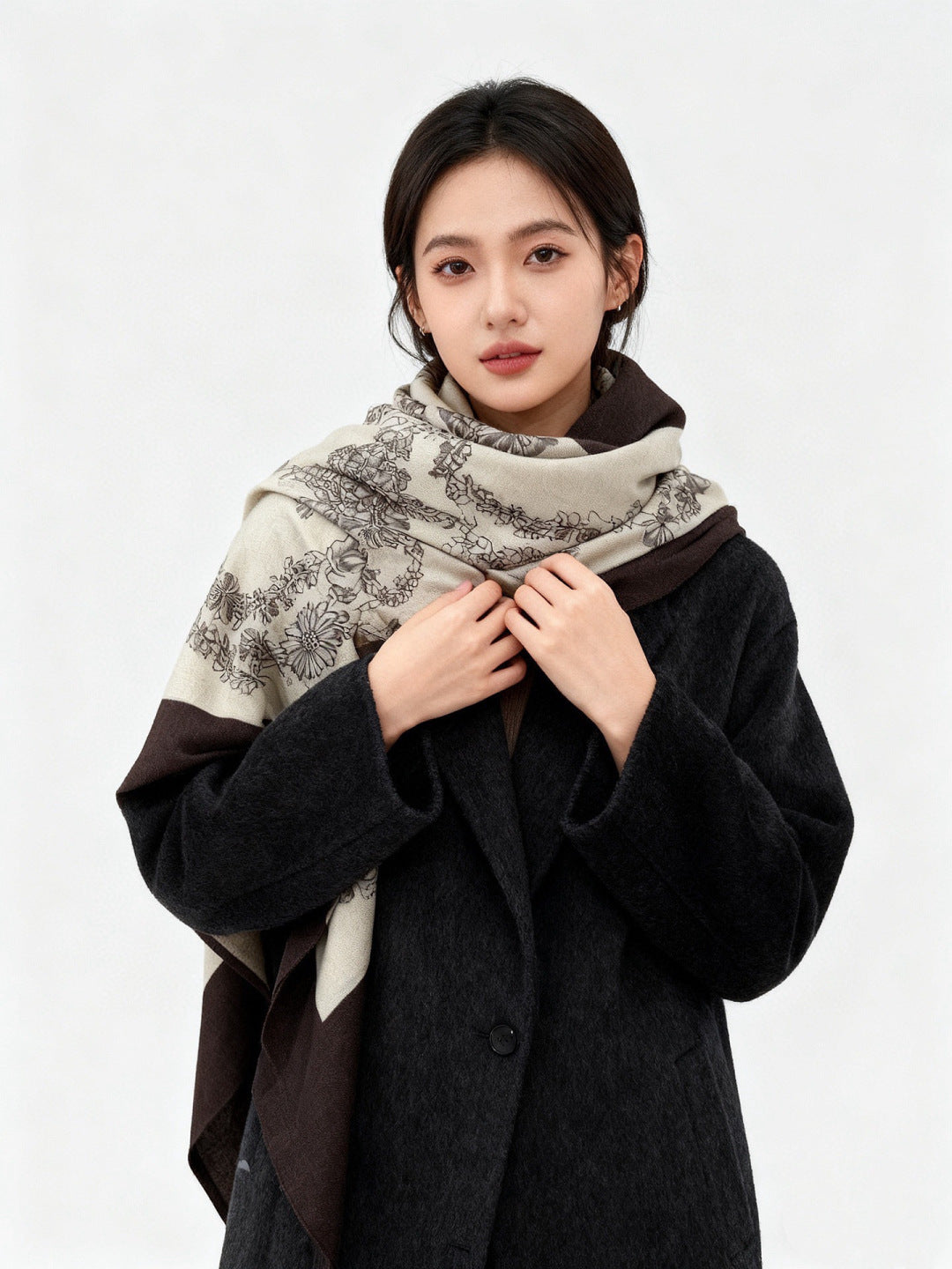 HM 25s Velvet Square Scarf 140cm Light Beige Black Cashmere 976212