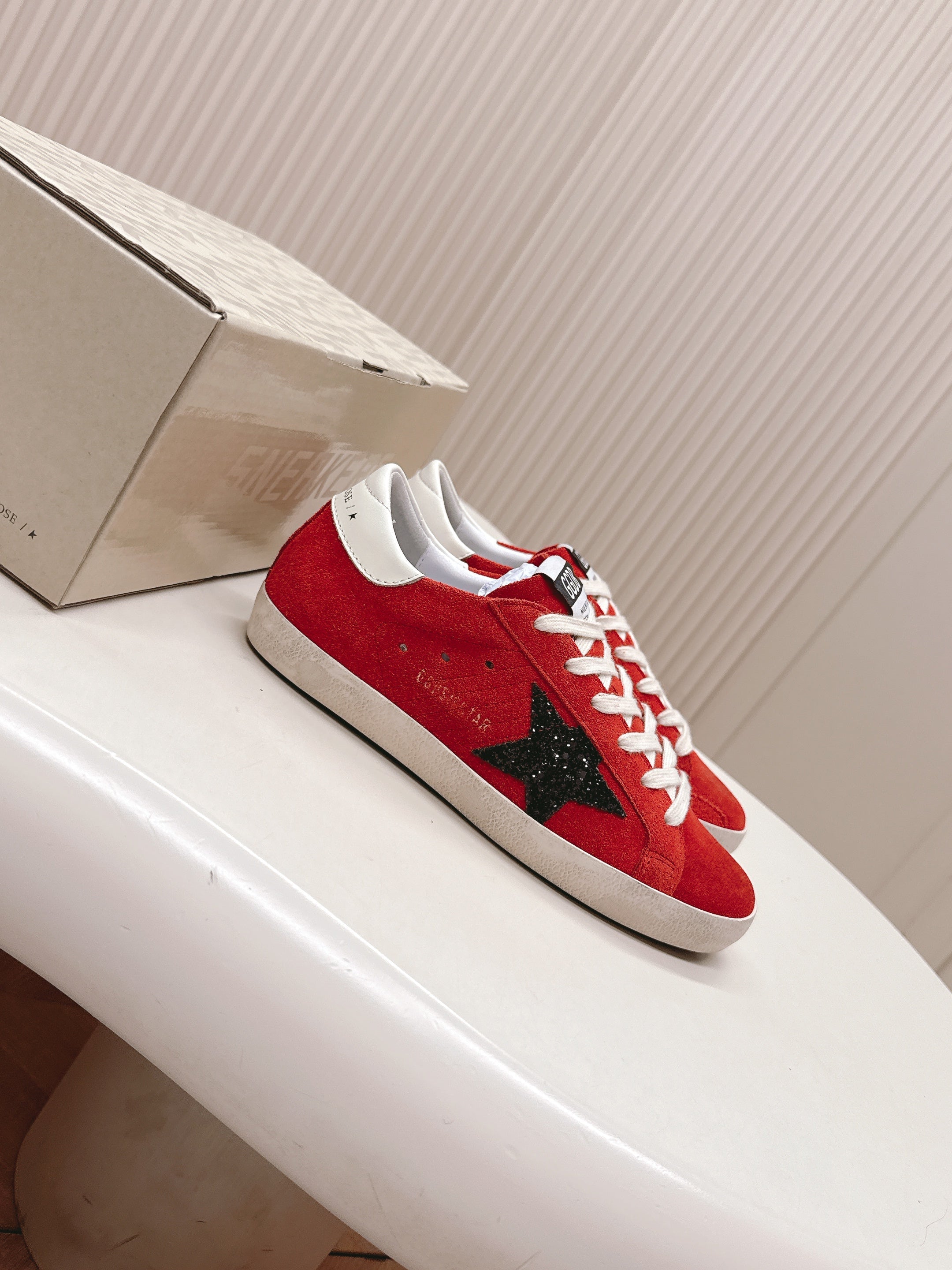 Golden Goose 2025 Sneaker Red mix Black Suede 426912