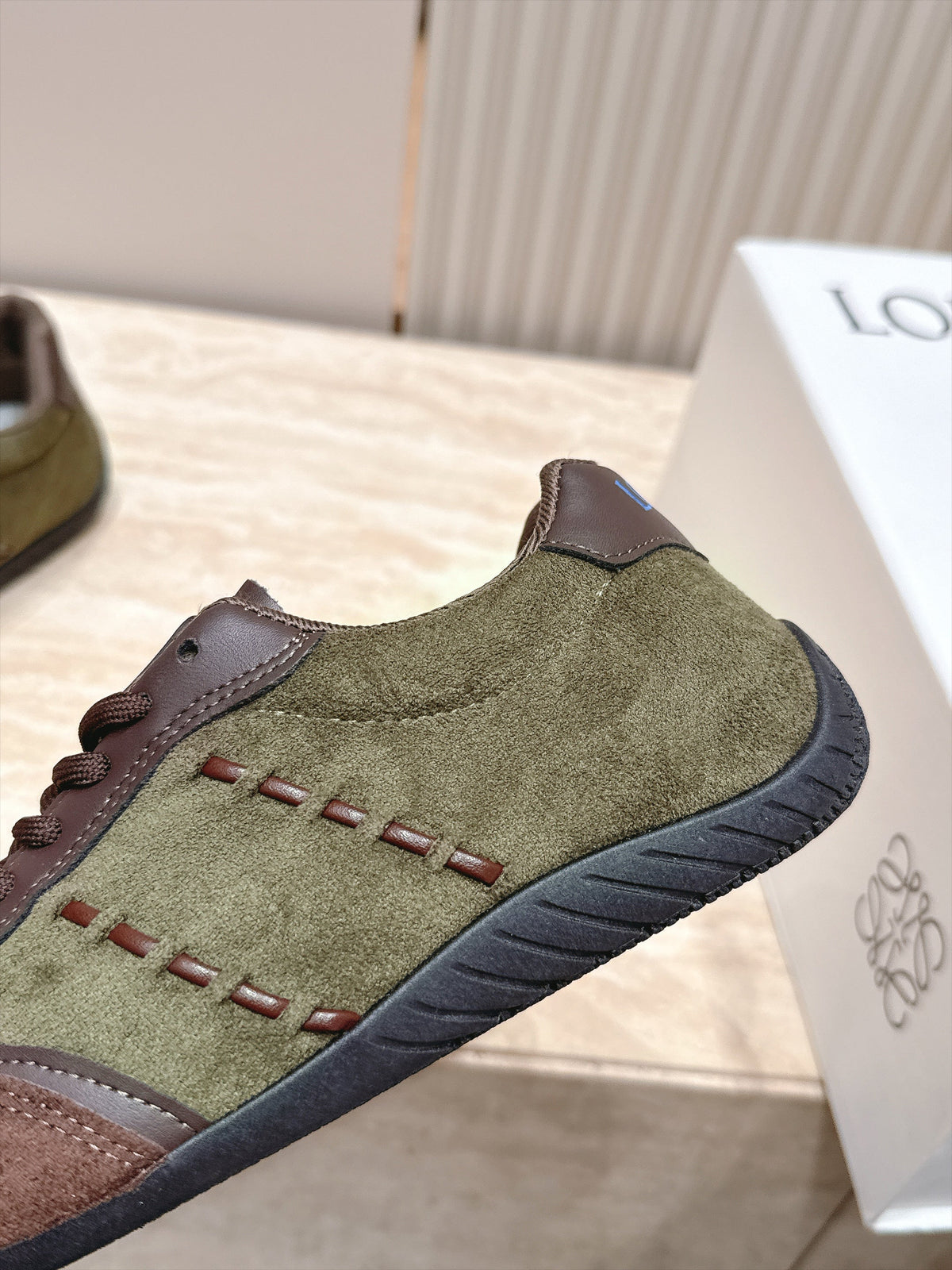 Loewe 2026 Round Toe Sneakers Suede 121806