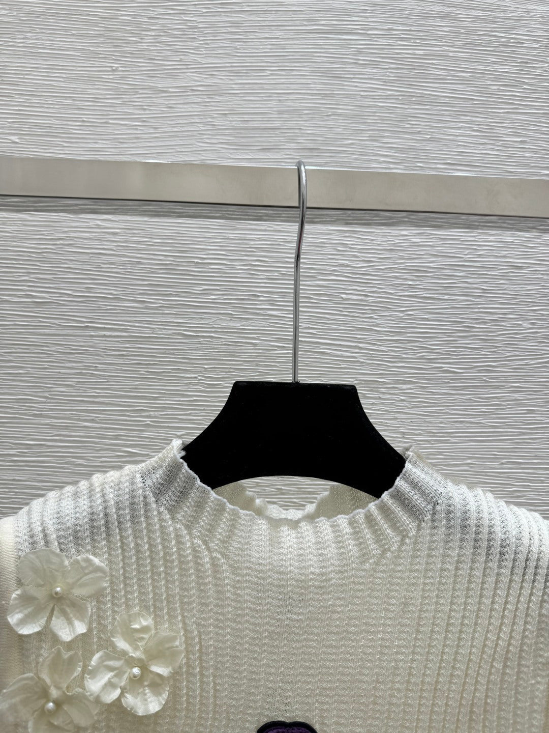 Chanel 2026 Floral Turtleneck Knitted Vest Wool 200735