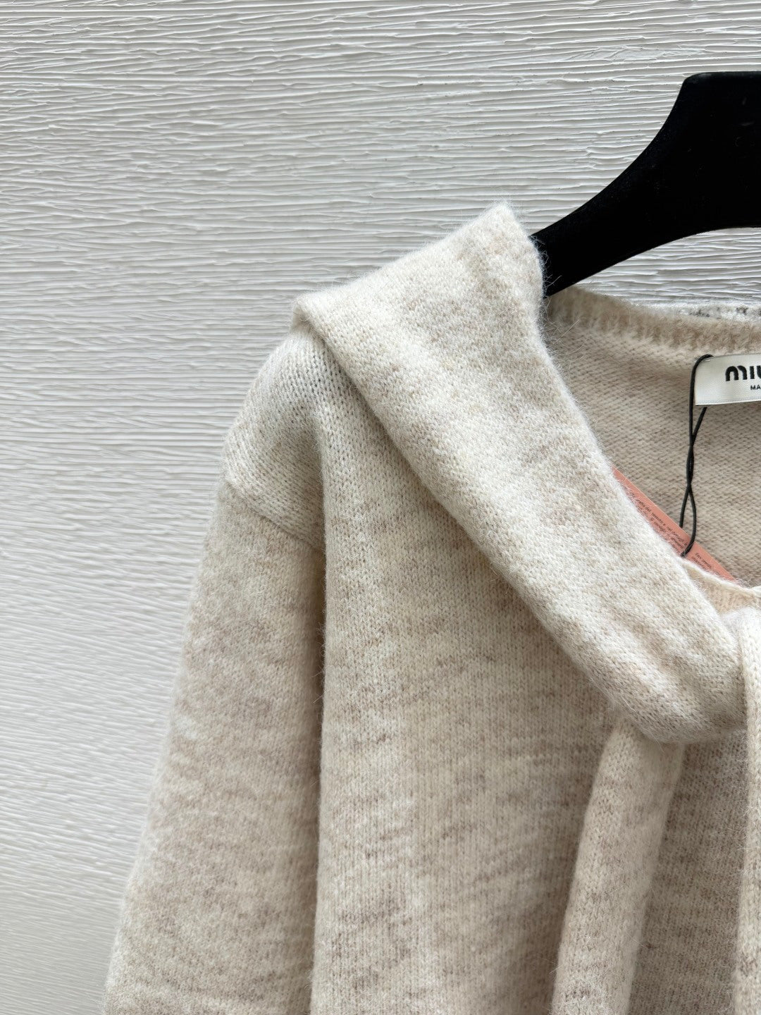 Miumiu 2026 Bow Shawl V-Neck Knitted Sweater Beige Black Wool 244642