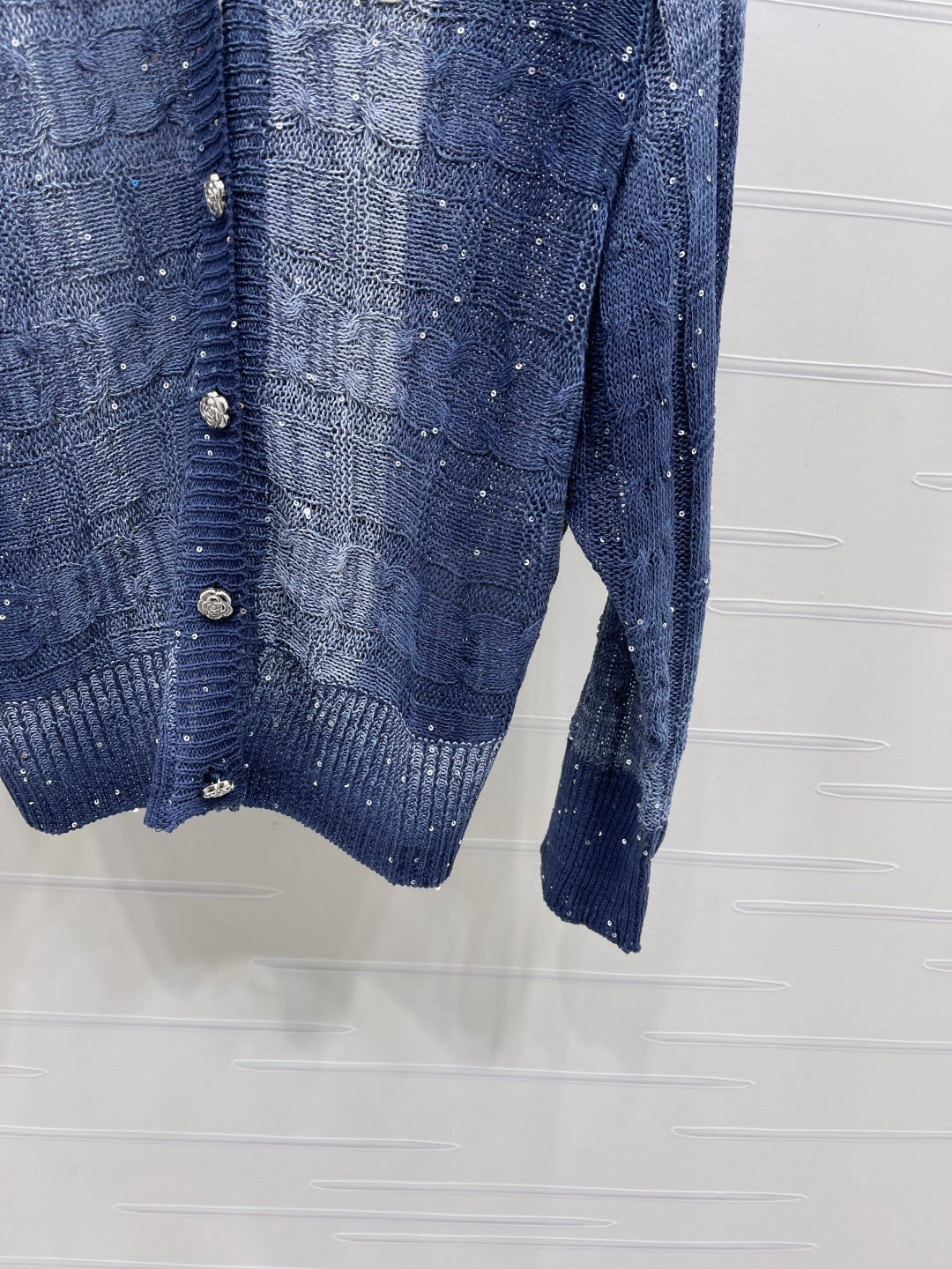 Chanel 2026 V-neck Long-sleeved Cardigan Blue Viscose Tencel 773798