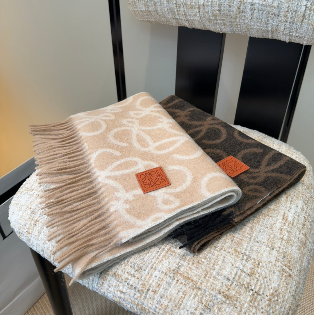 Loewe Scarf 180CM Beige White Wool-blend 100122