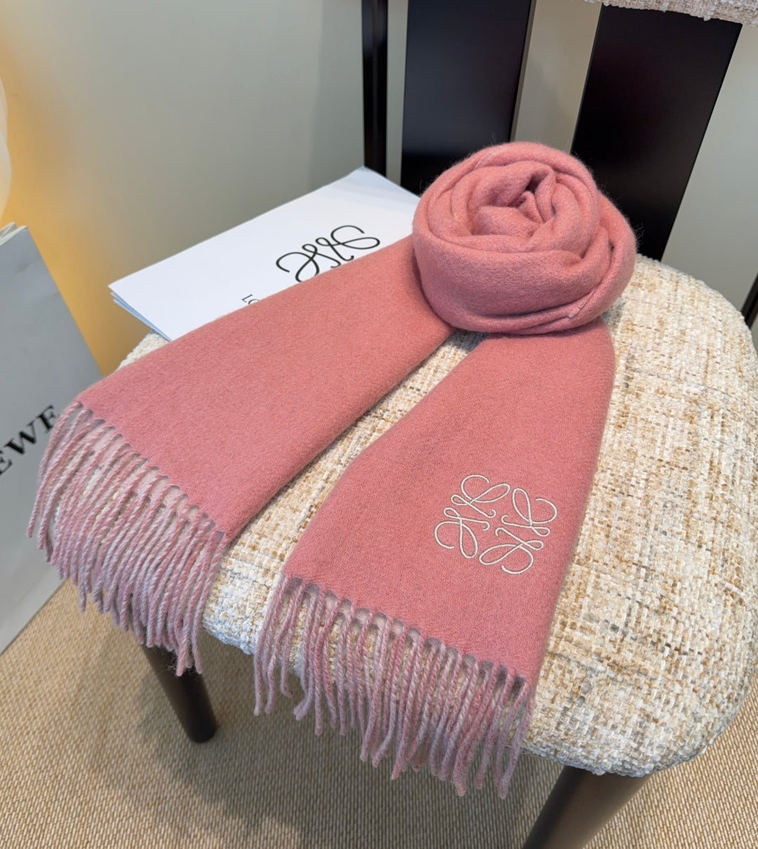 Loewe Scarf 180CM Pink Wool-blend 100131