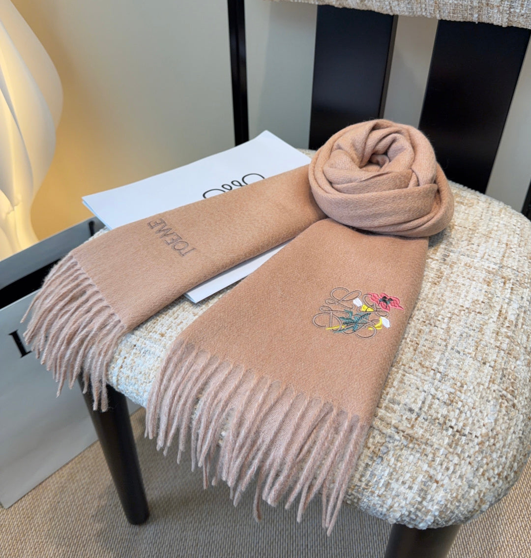 Loewe Scarf 180CM  Dark Beige Cashmere 969473