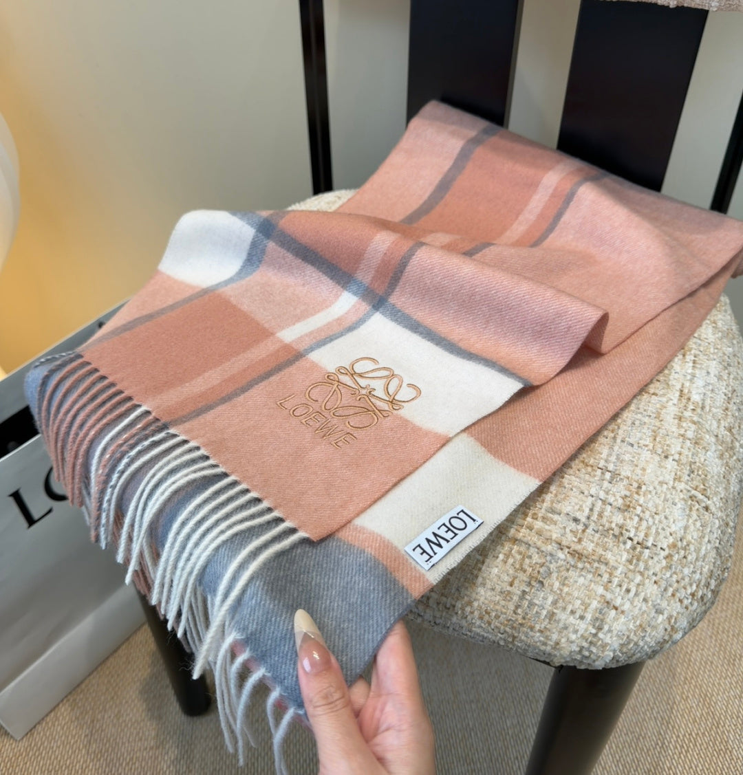 Loewe Scarf 180CM Dusty Pink Cashmere 969487