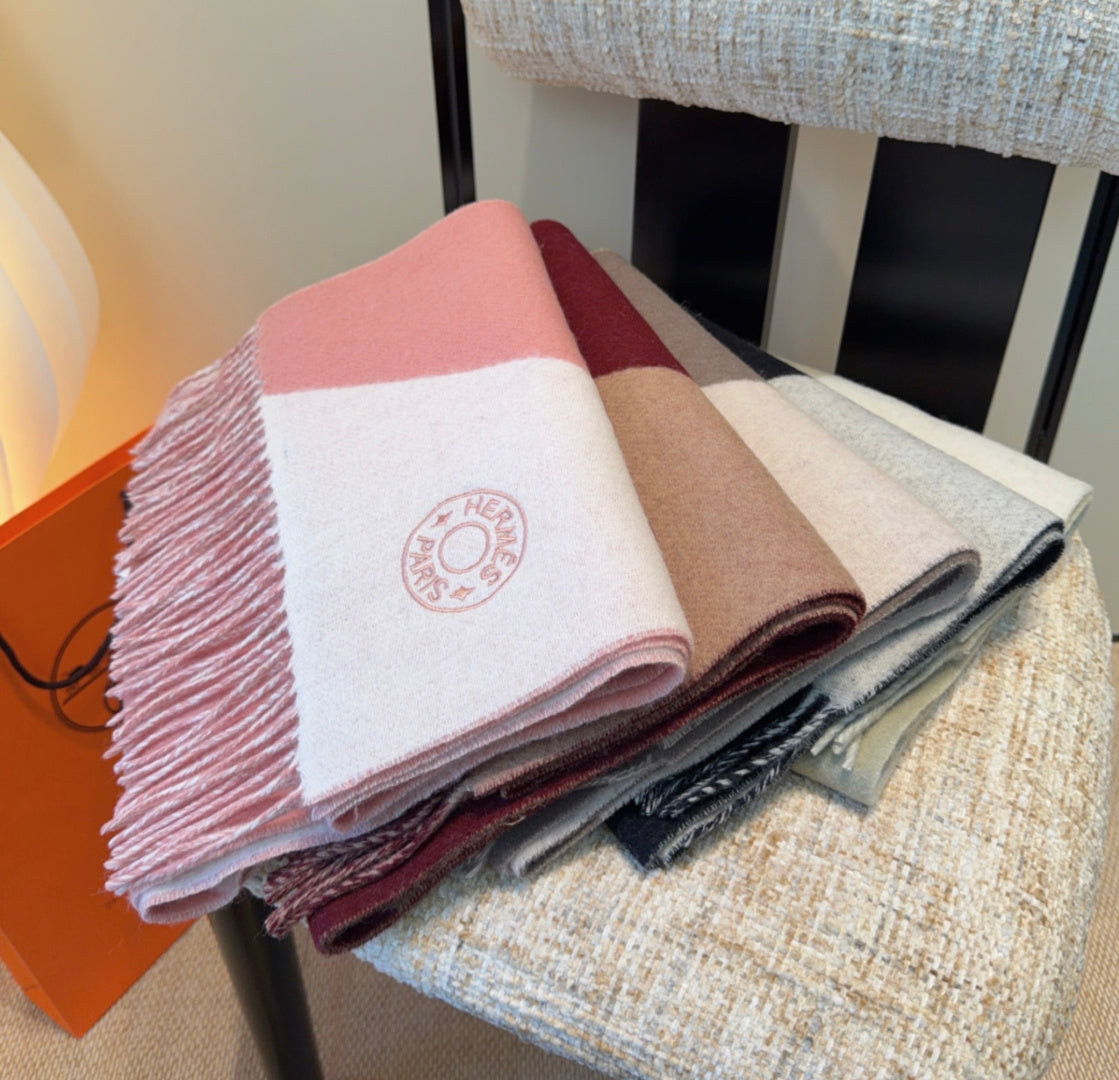 HM Scarf 190 CM Red Beige Wool 969499