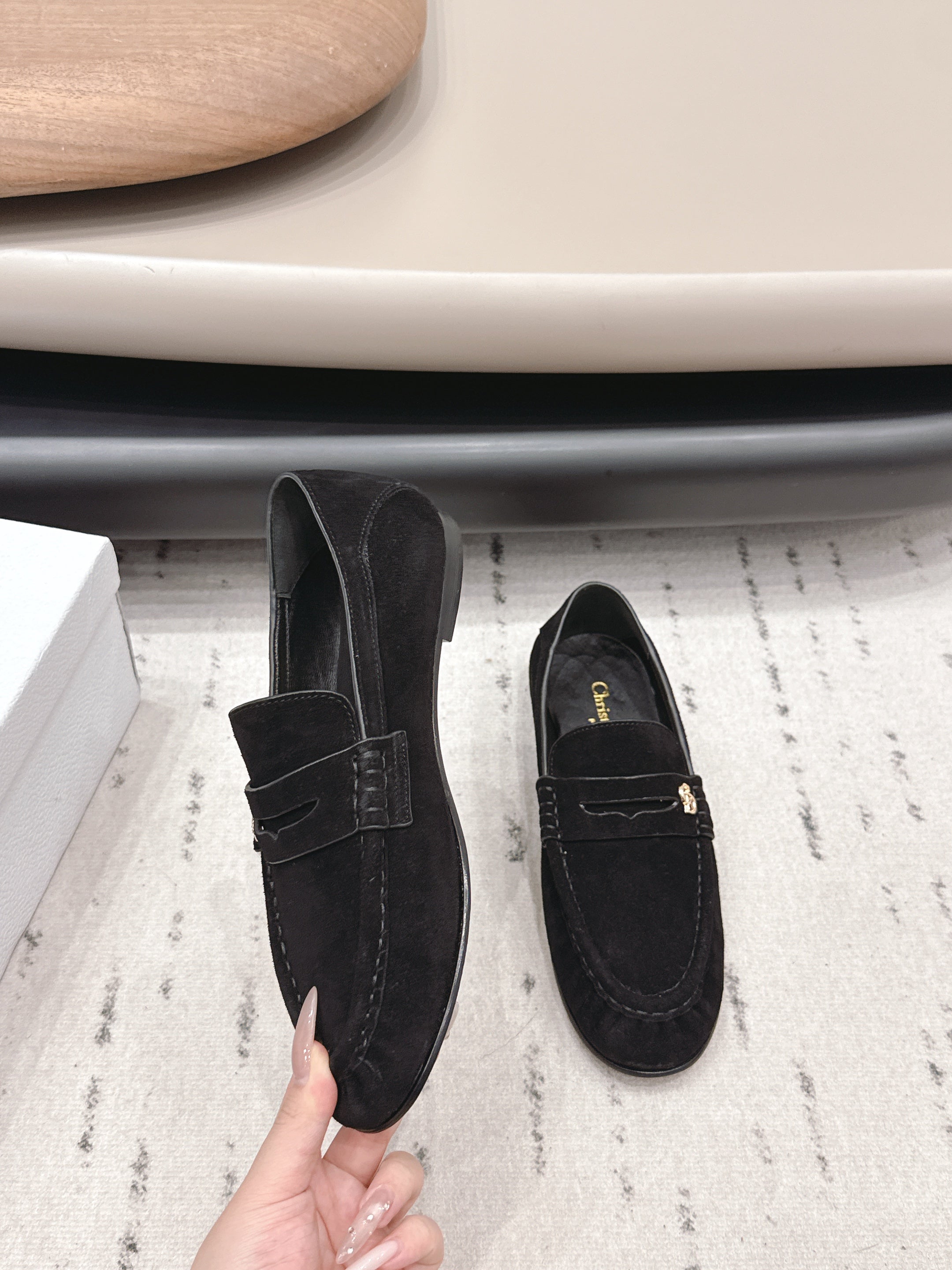 CD 26A Loafers Black Suede Leather