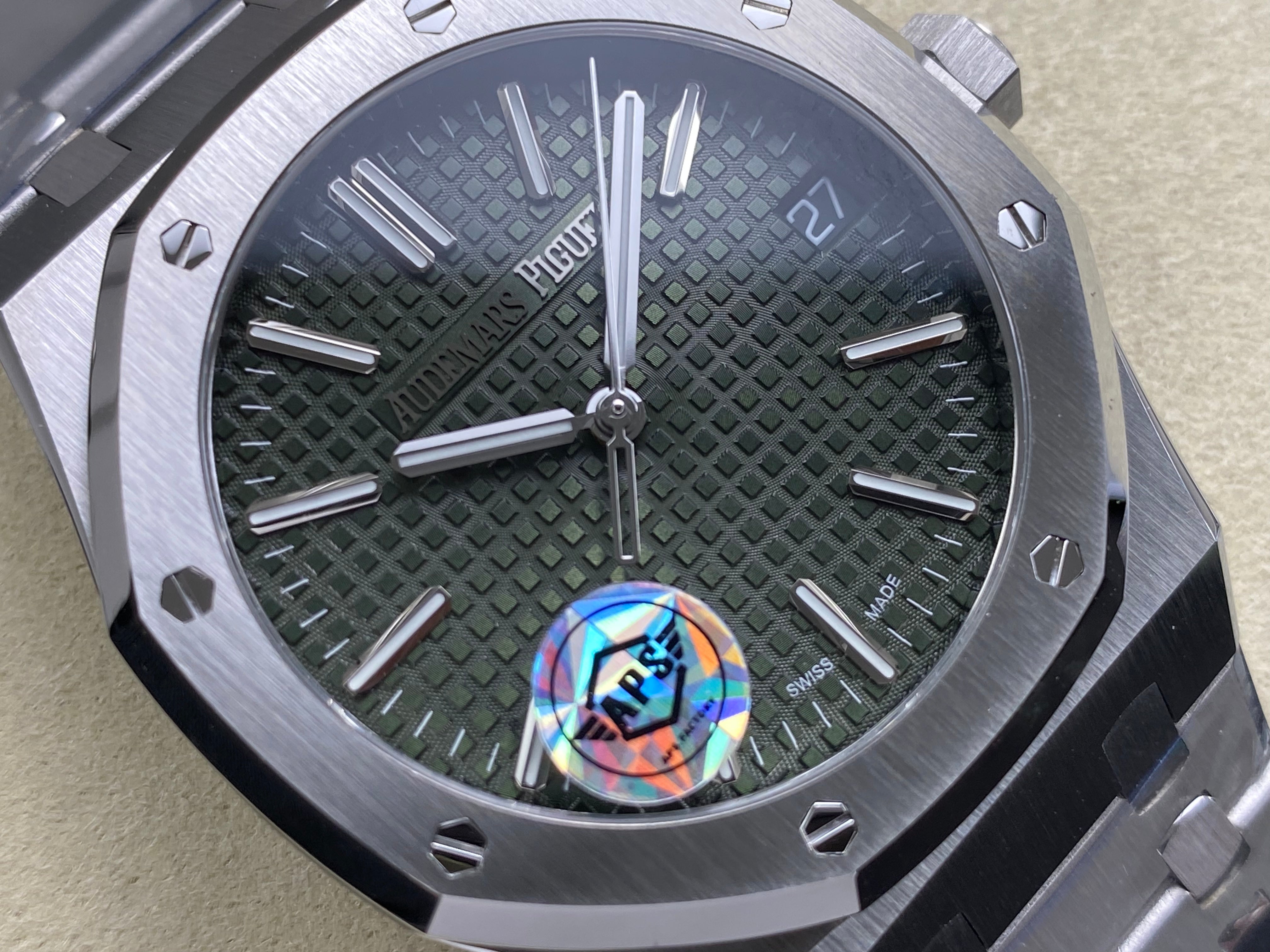 Audemars Piguet Royal Oak Selfwinding 41mm 15510 Khaki Green Dial