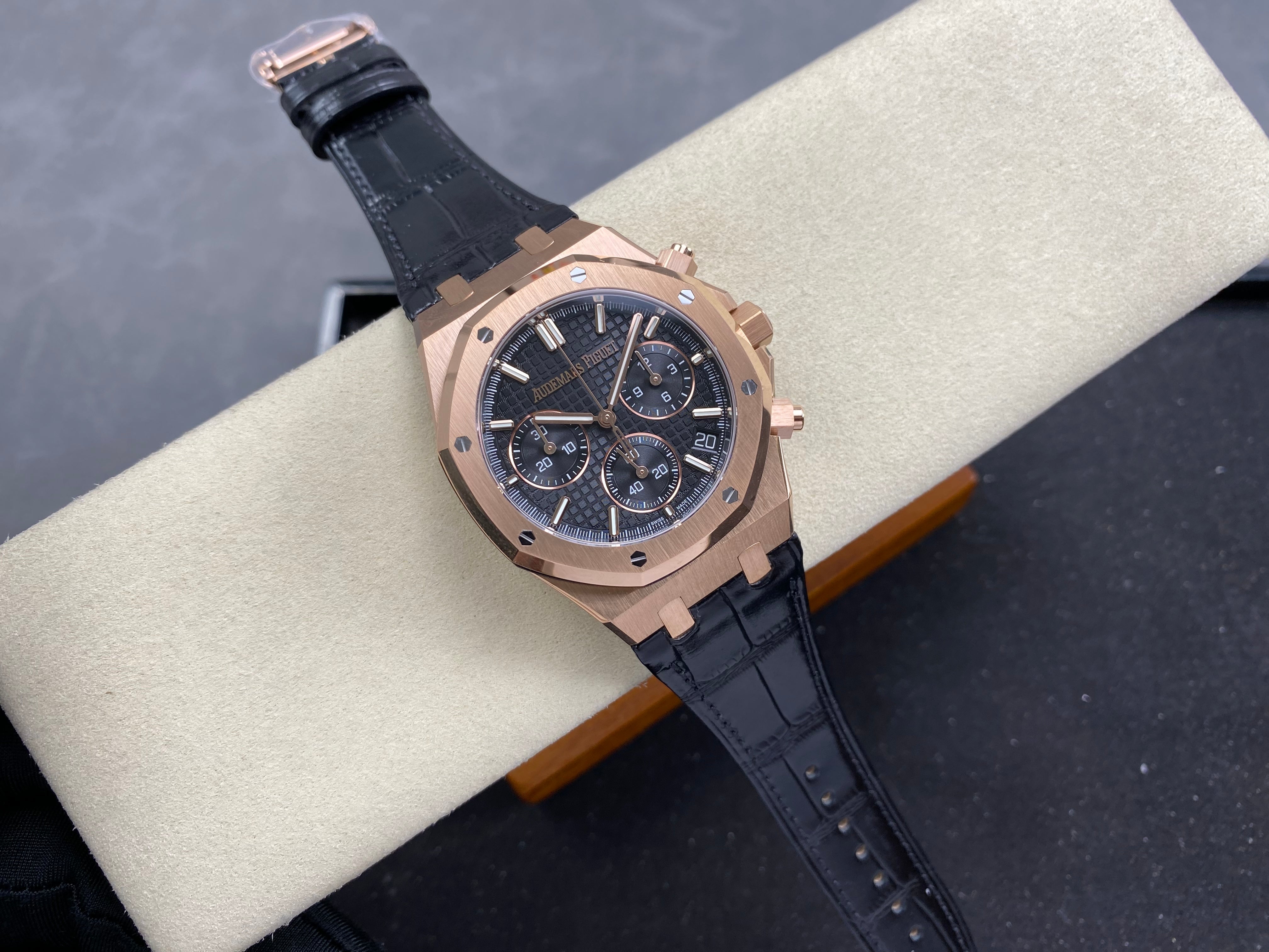 Audemars Piguet Royal Oak Chronograph 41mm Rose Gold Black Dial
