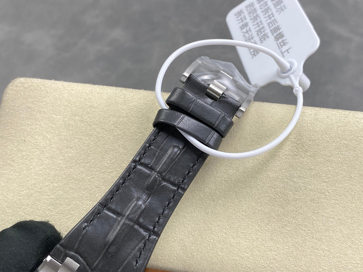 Audemars Piguet Royal Oak Offshore Chronograph 41mm Grey Dial Grey Leather