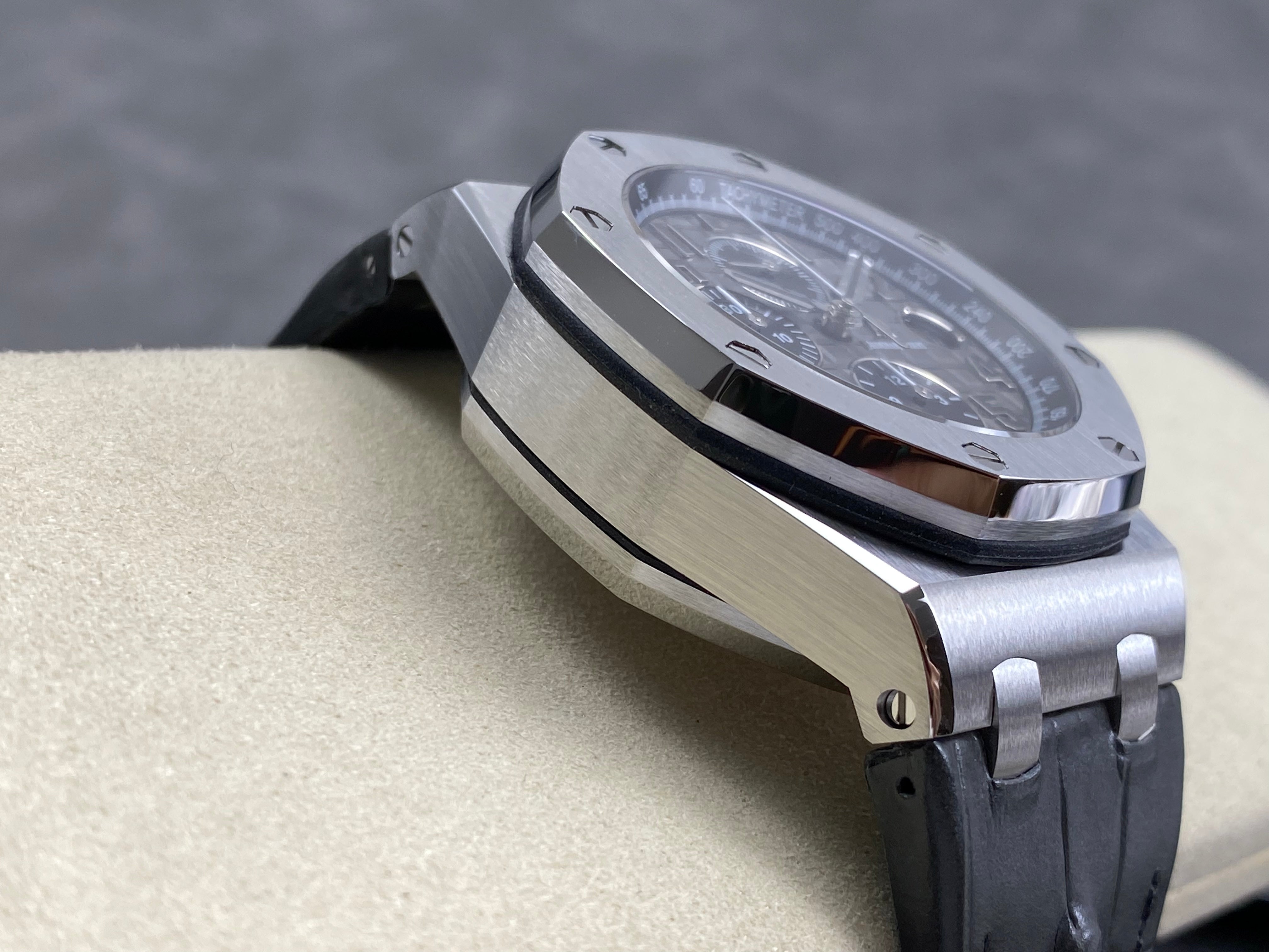 Audemars Piguet Royal Oak Offshore Chronograph 41mm Grey Dial Grey Leather