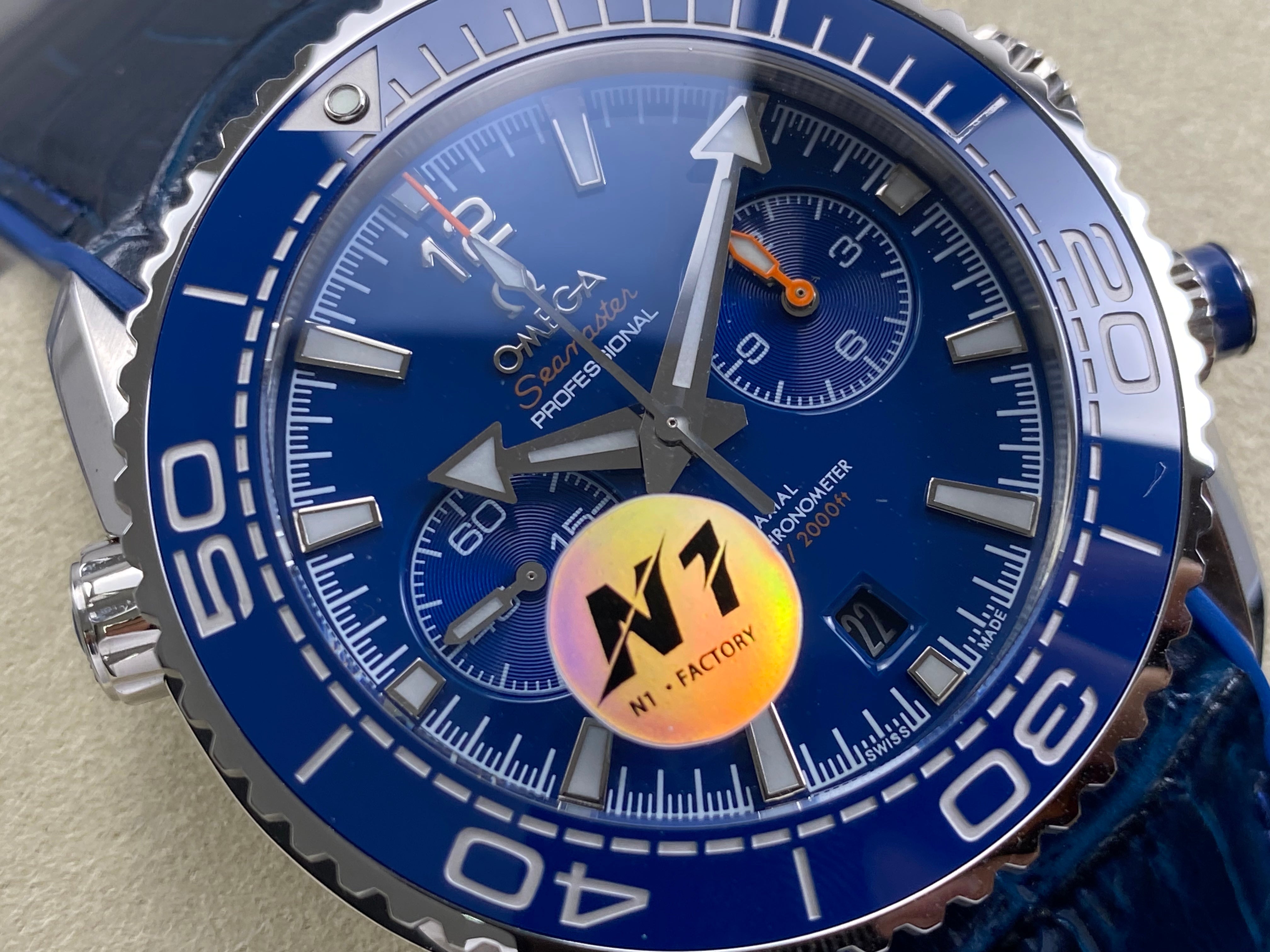 Omega Seamaster 46mm Blue Dial Sliver Case Blue Leather
