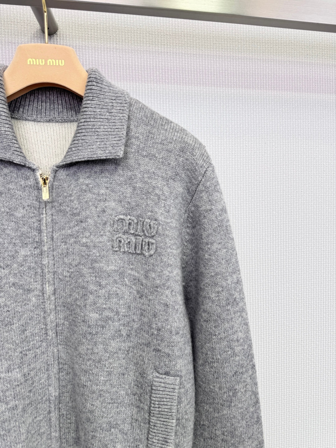Miumiu 2025 Zipper Cardigan Gray Wool