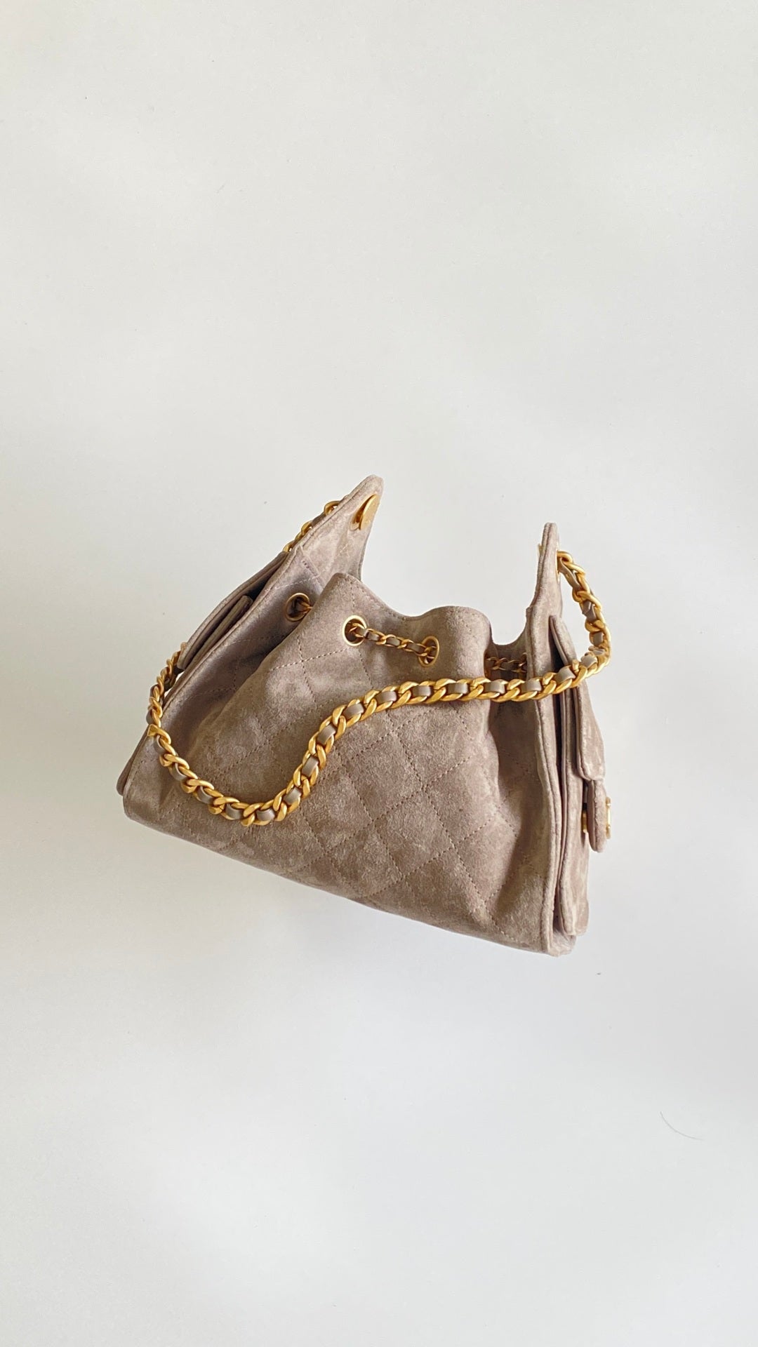 Chanel 2026 Hobo Bag 22cm Light Grey Suede