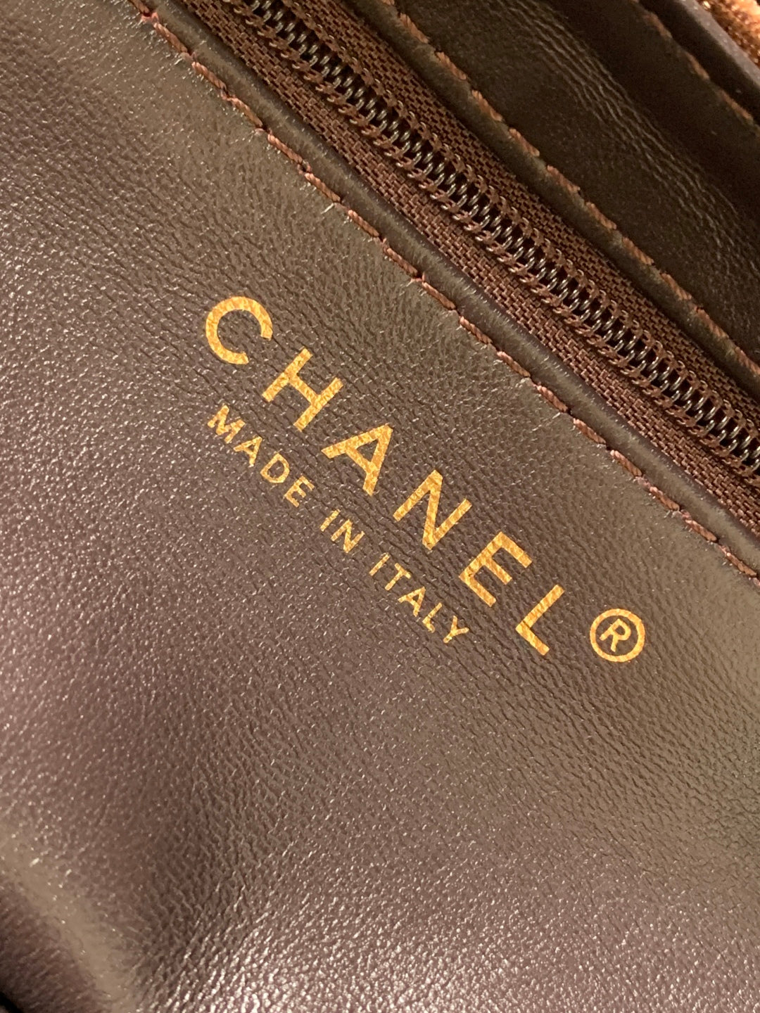 cc 24a nano 19cm kelly shopper bag chocolate brown velvet