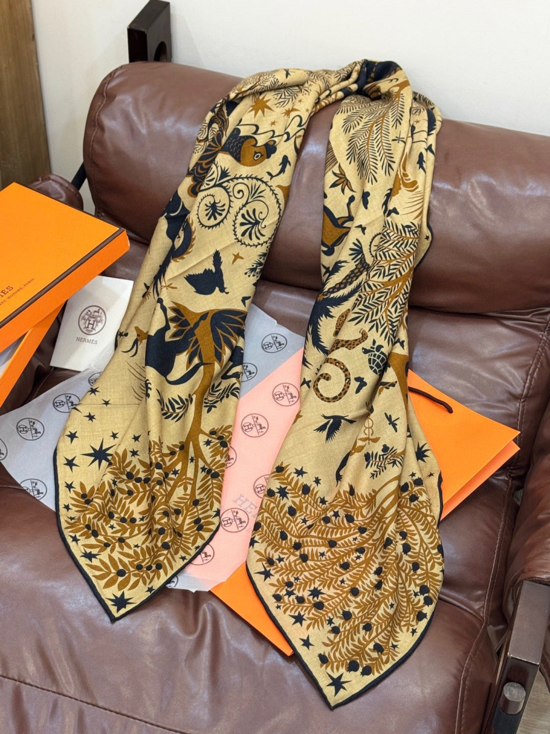 HM 25s Scarf 140cm Black Beige Cashmere Silk 962469