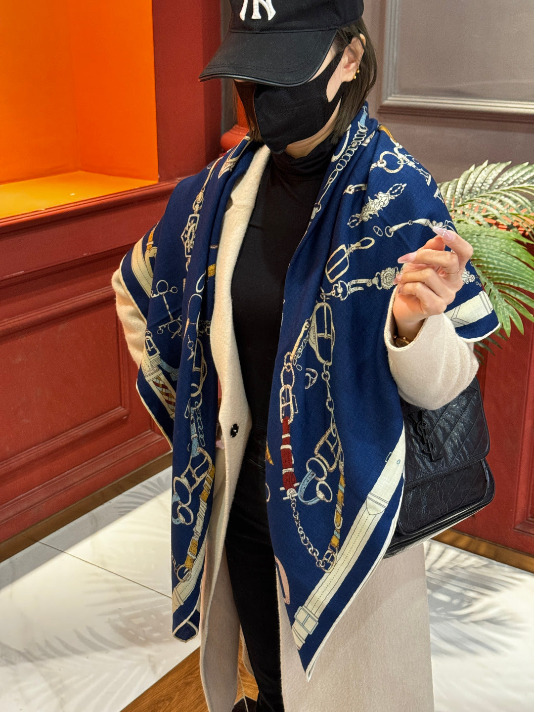 HM 25s Horse Reversible Scarf 140cm Blue Cashmere Silk 967390