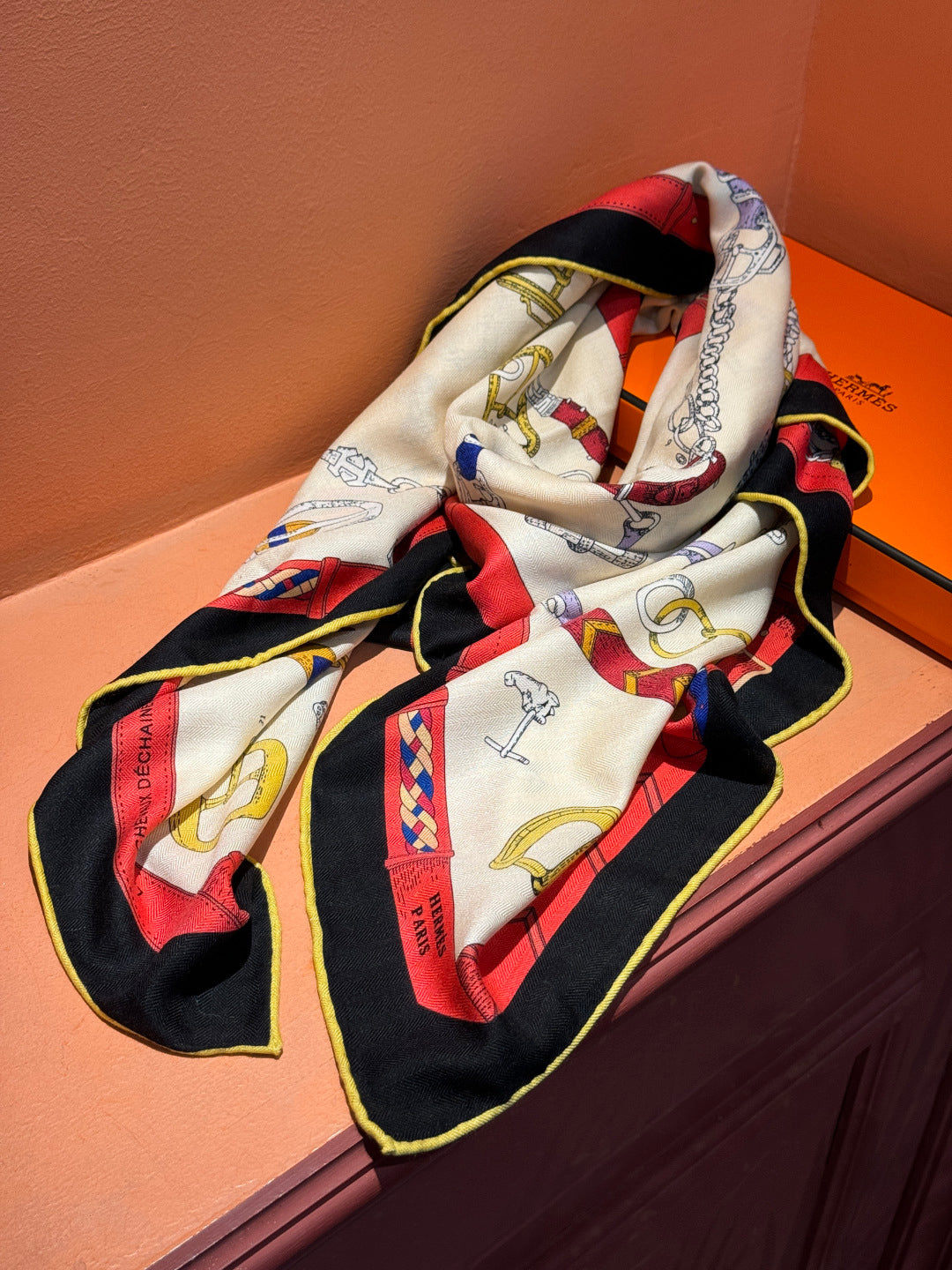 HM 25s Horse Reversible Scarf 140cm Beige Black Red Cashmere Silk 967395