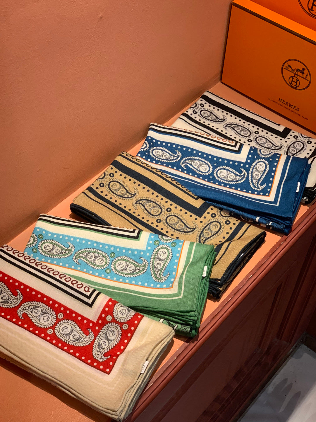 HM 25s Sailor Tattoo Scarf 140cm Dark Beige Black Cashmere Silk 967416