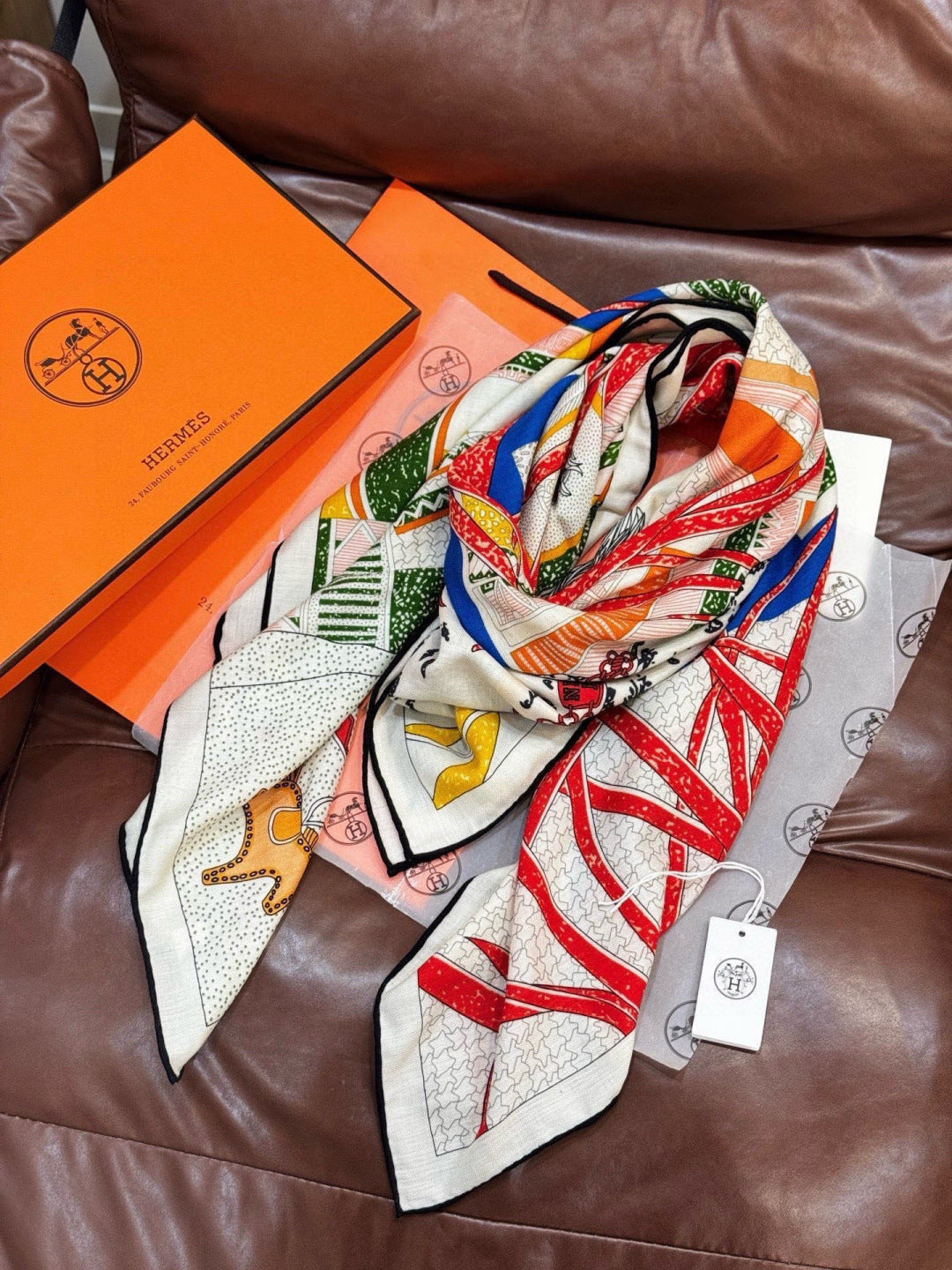 HM 25s Essential Scarf 140cm Red Colorful Cashmere Silk 967422