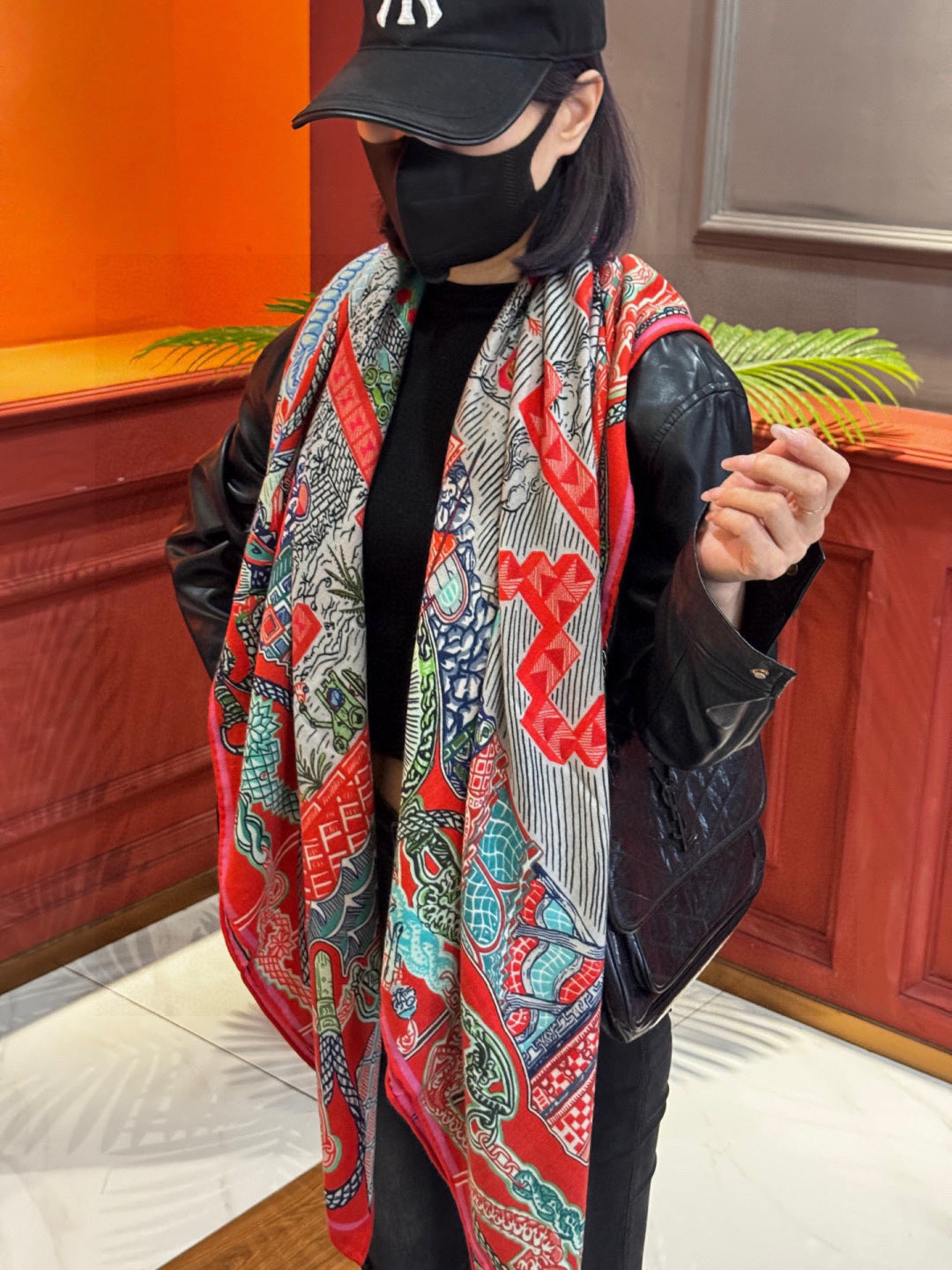 HM 25s Essential Scarf 140cm Red Colorful Cashmere Silk 968742