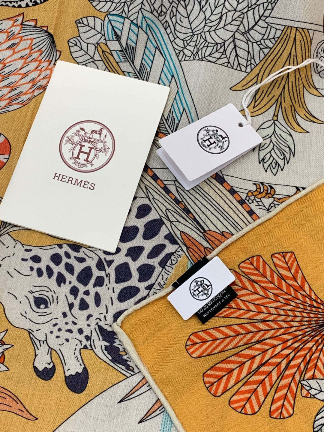 HM 25s Rainbow Scarf 140cm Yellow Colorful Cashmere Silk 970925